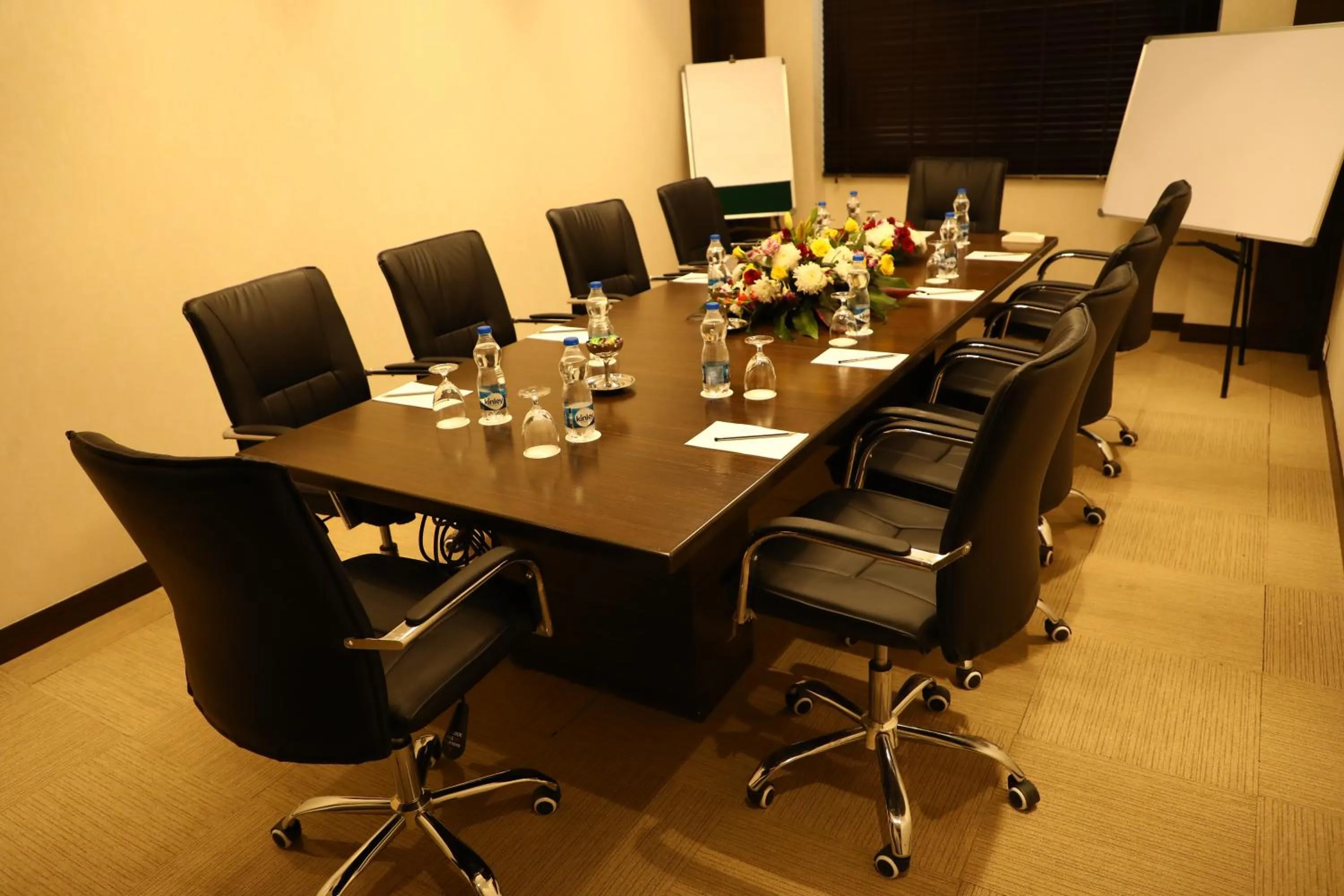 Business facilities in YN Hotels