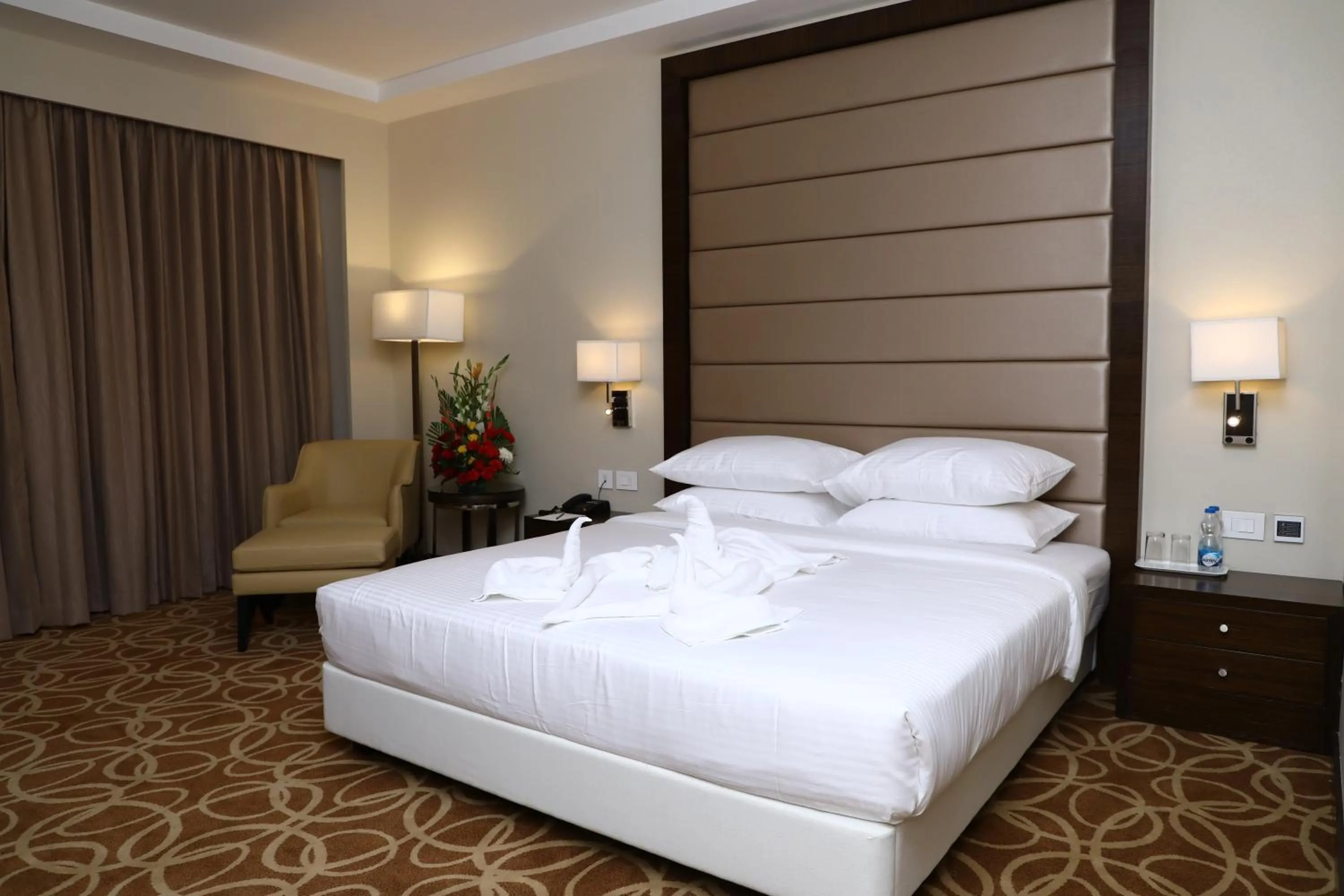 View (from property/room), Bed in YN Hotels