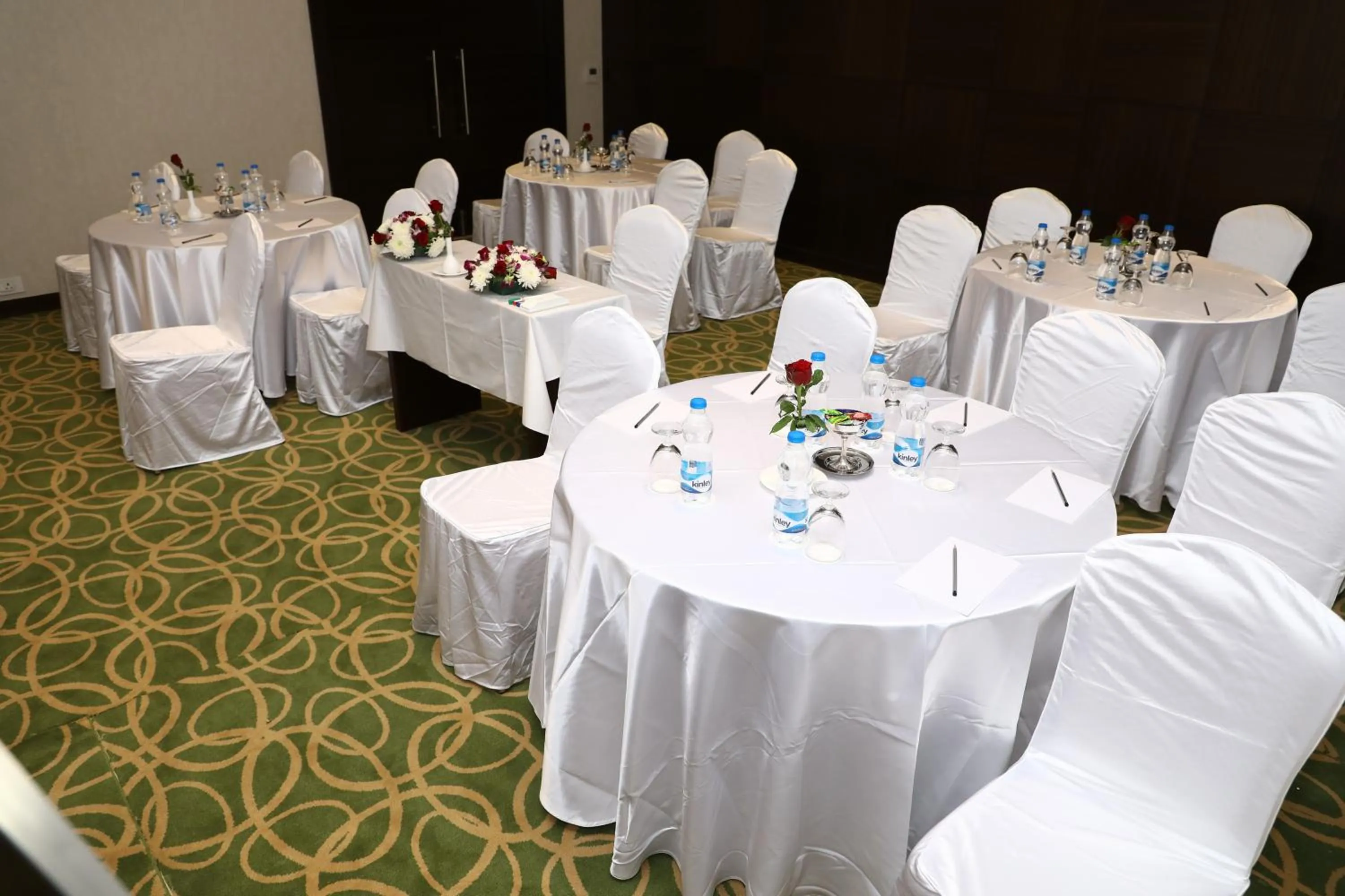 Business facilities in YN Hotels