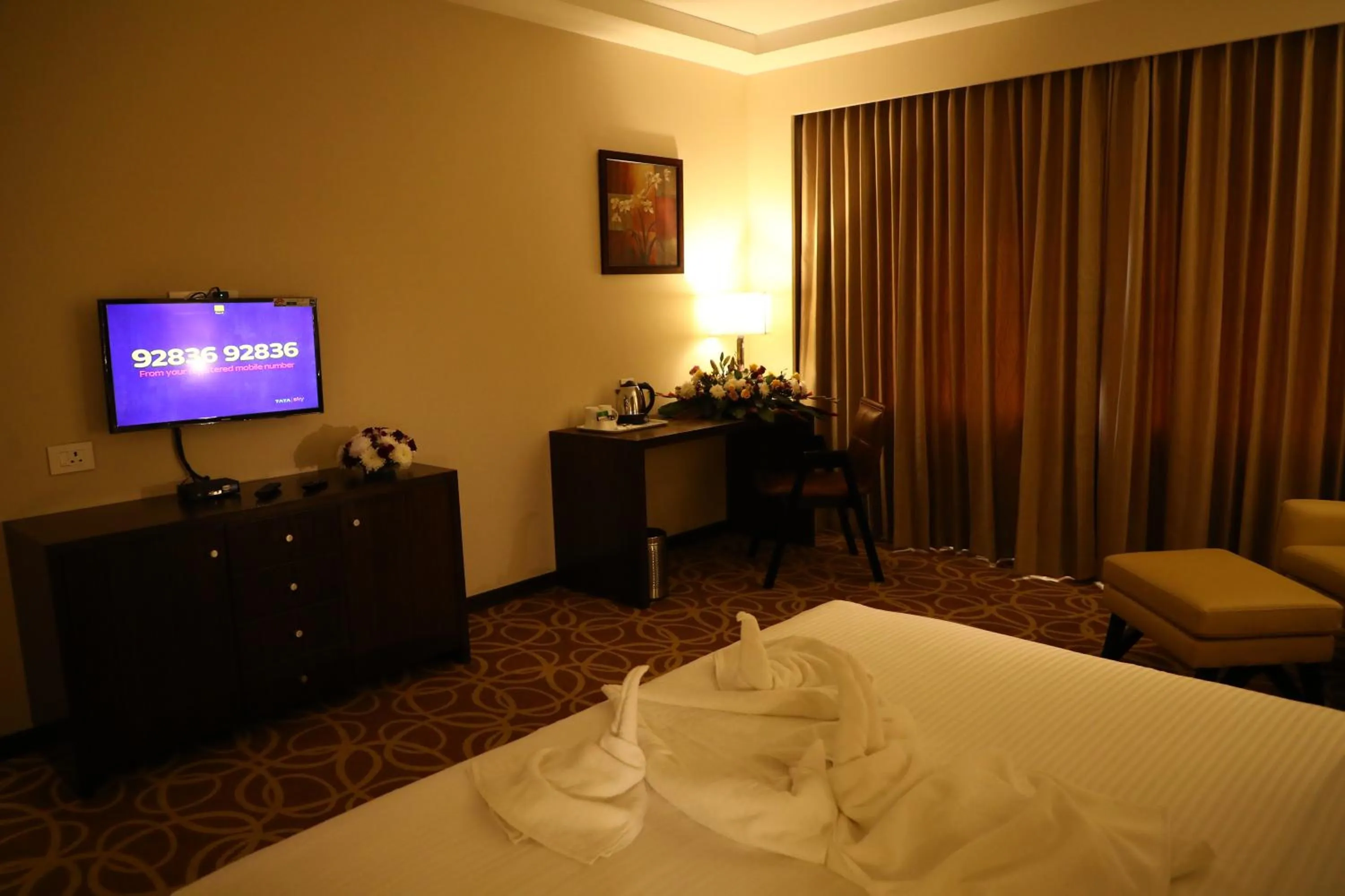 City view, Bed in YN Hotels