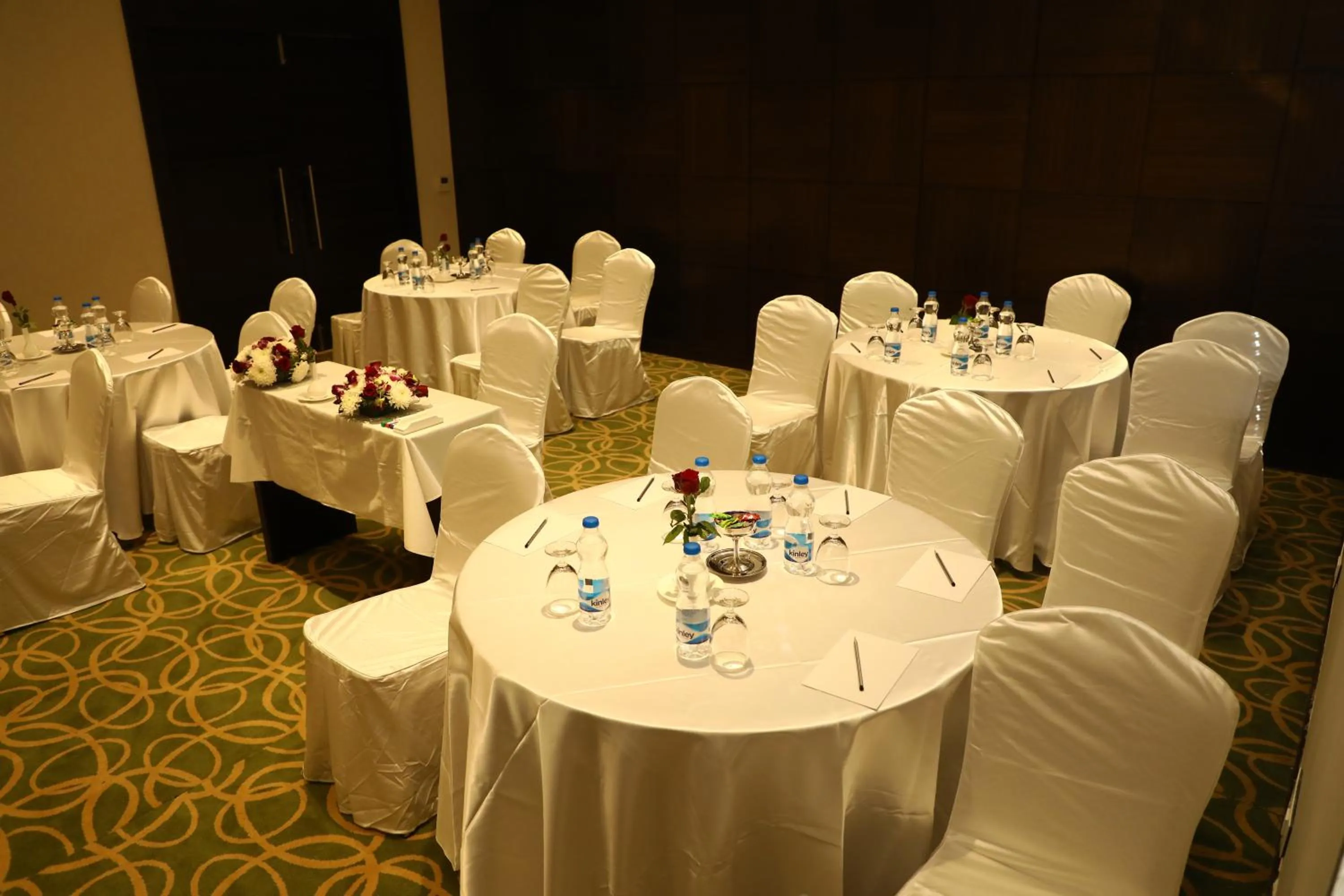 Business facilities in YN Hotels