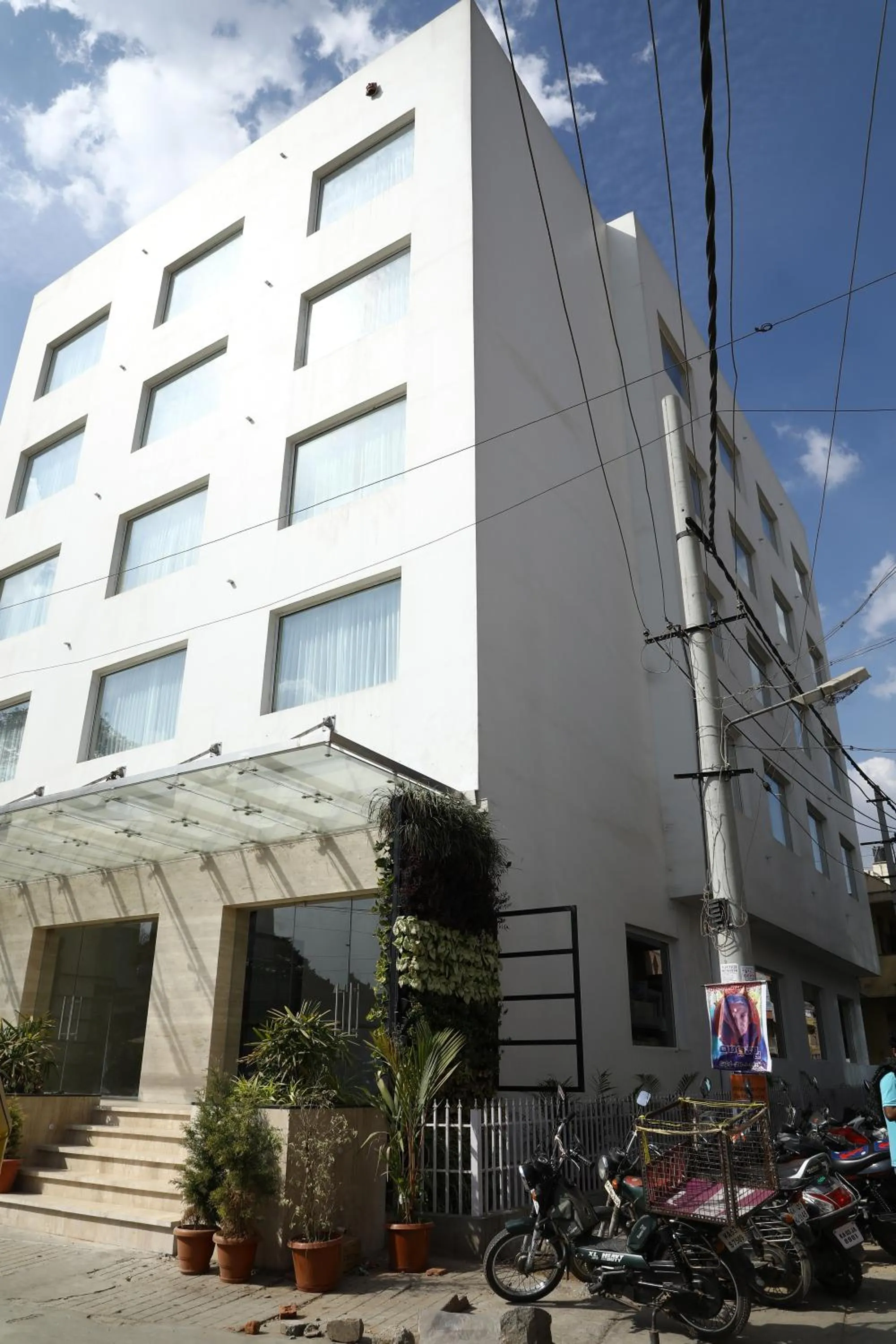 Property building in YN Hotels