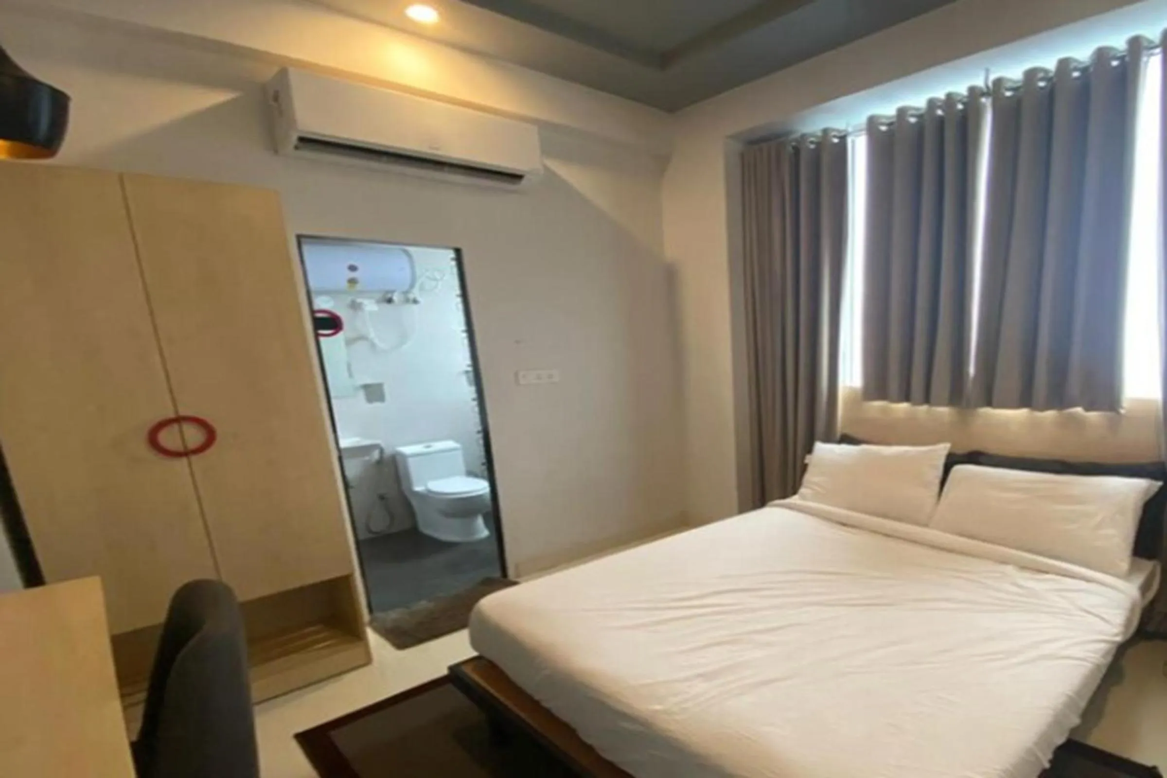 Bedroom in Jaipur Grand By StayApart