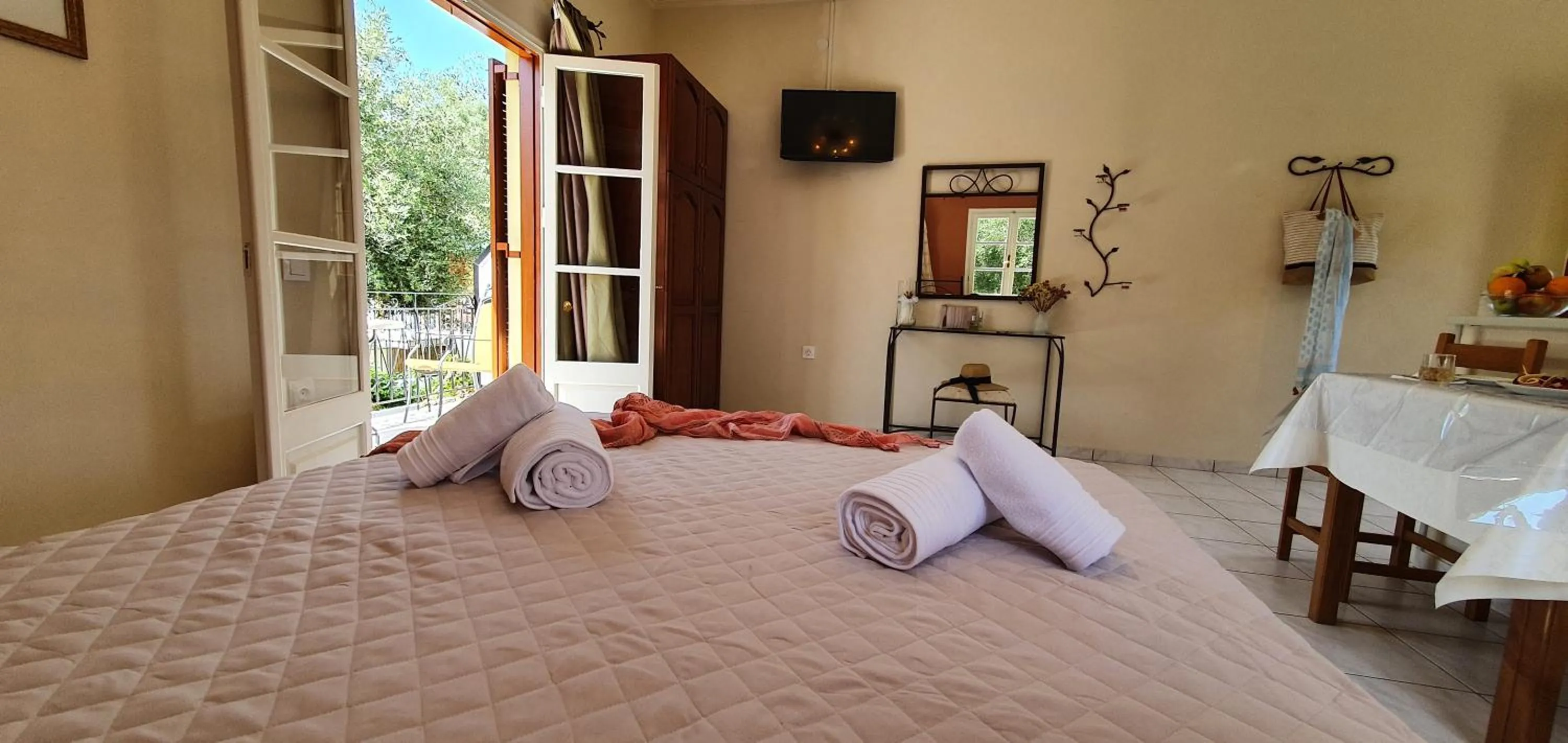 Bed in LIvadi Studios with Pool