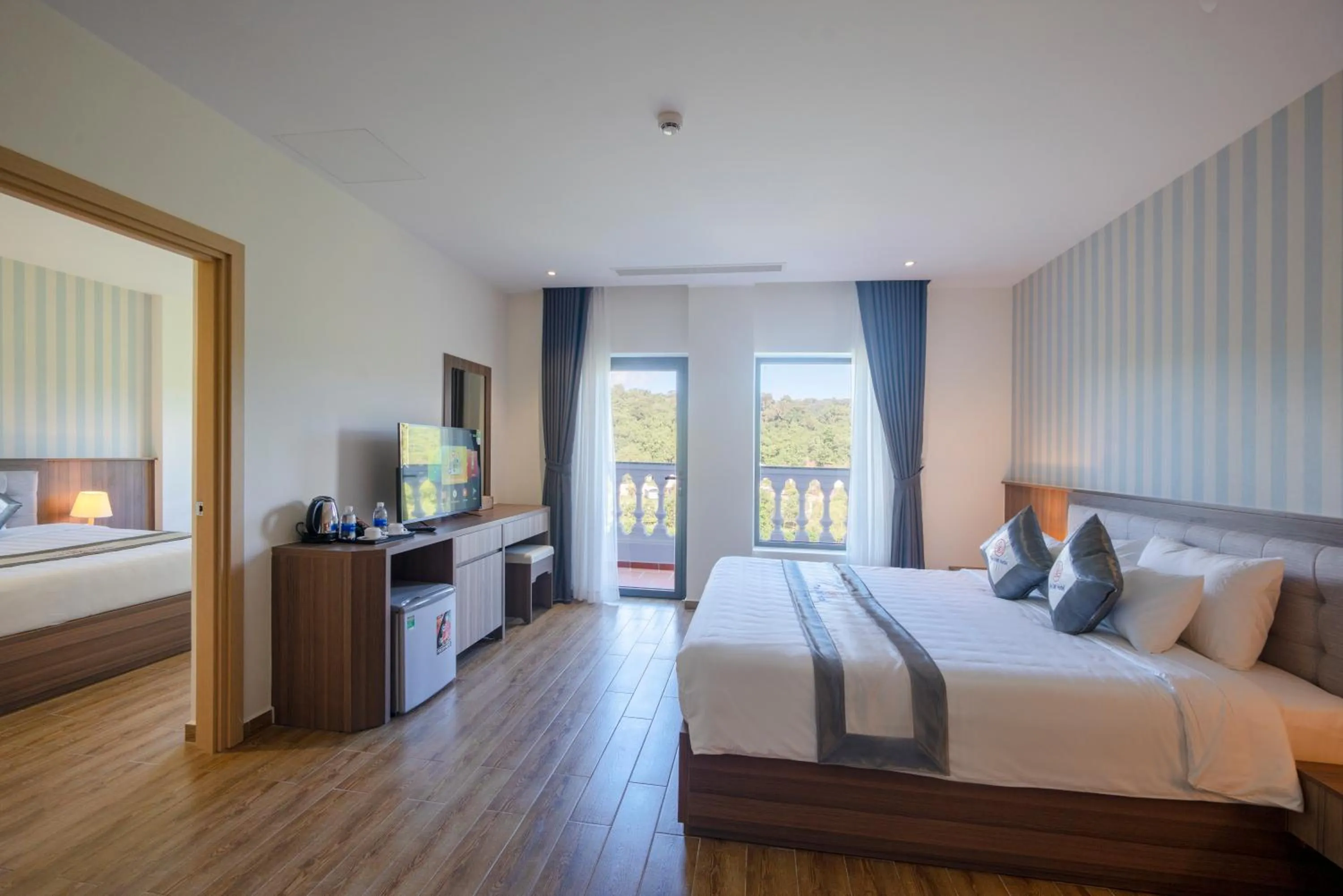 Bed in UM-PQ hotel Phú Quốc