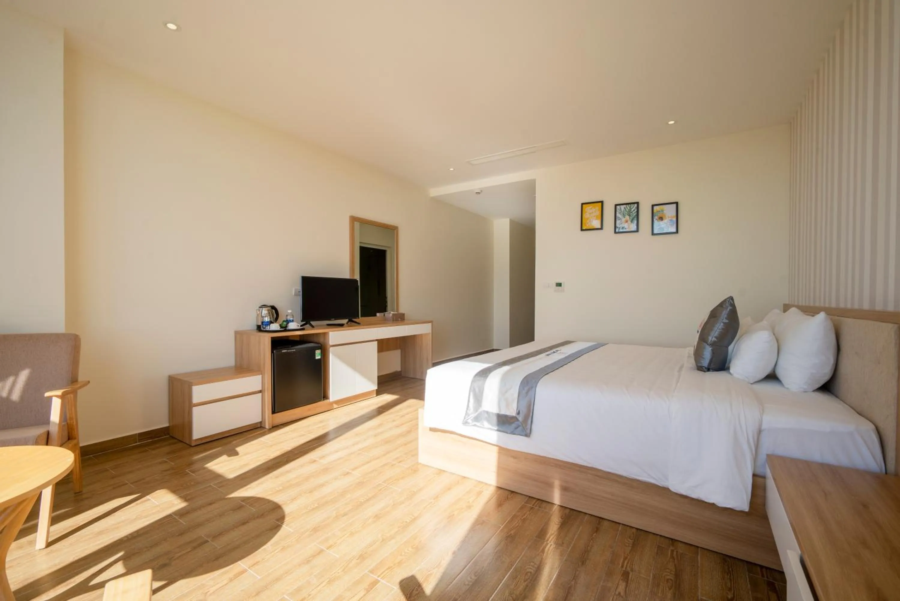 Bed in UM-PQ hotel Phú Quốc