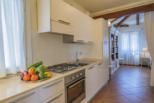Lo Squero 3 Apartment with Balcony in Dorsoduro