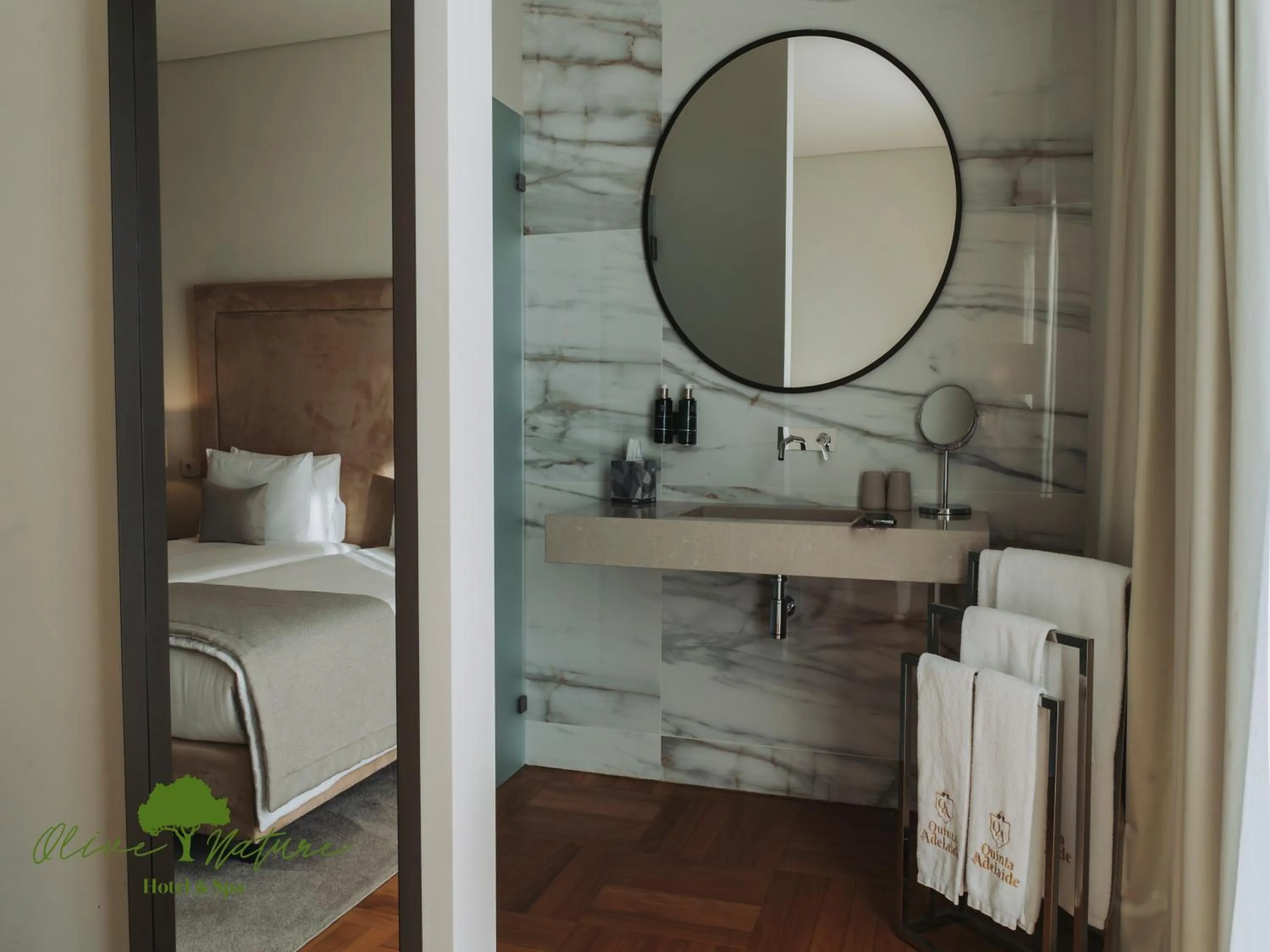 Bathroom in Olive Nature Hotel & SPA - Quinta Valle de Passos