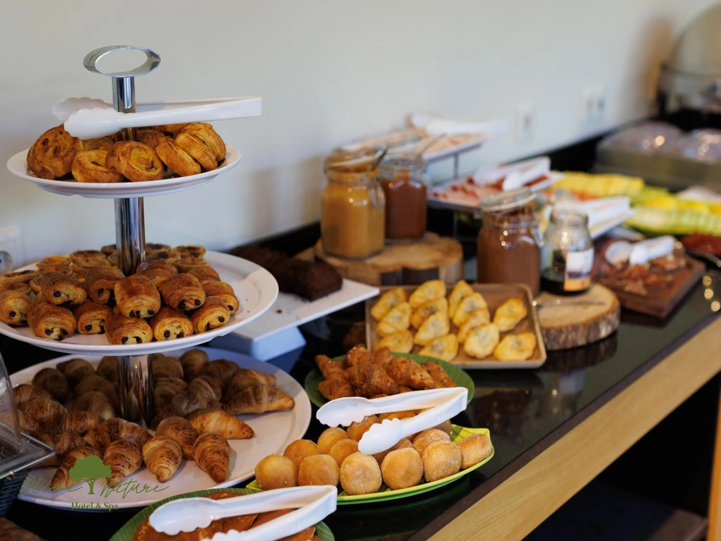 Buffet breakfast in Olive Nature Hotel & SPA - Quinta Valle de Passos