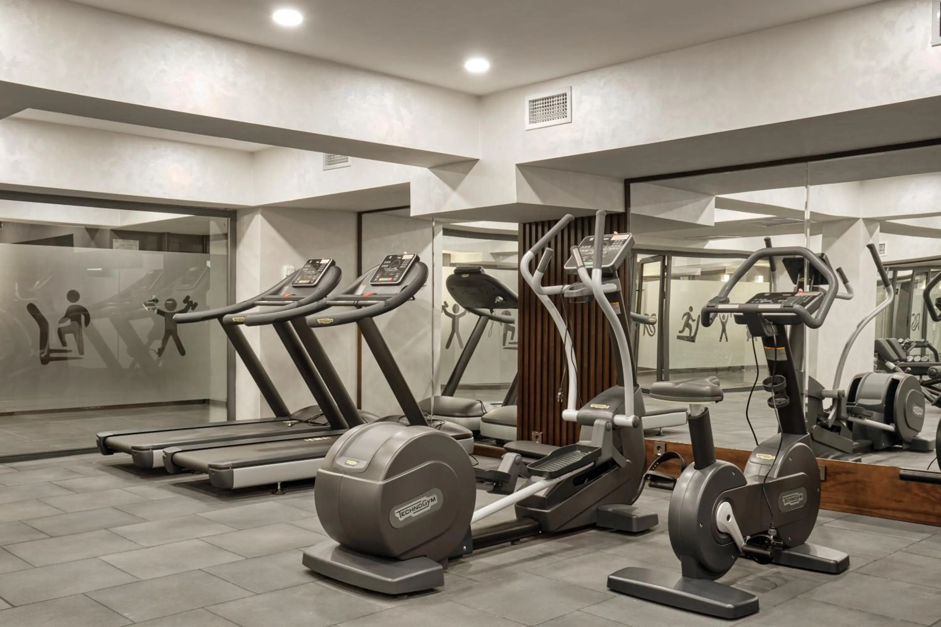 Fitness centre/facilities, Fitness Center/Facilities in Regal Stay Hotel by HotelPro Group