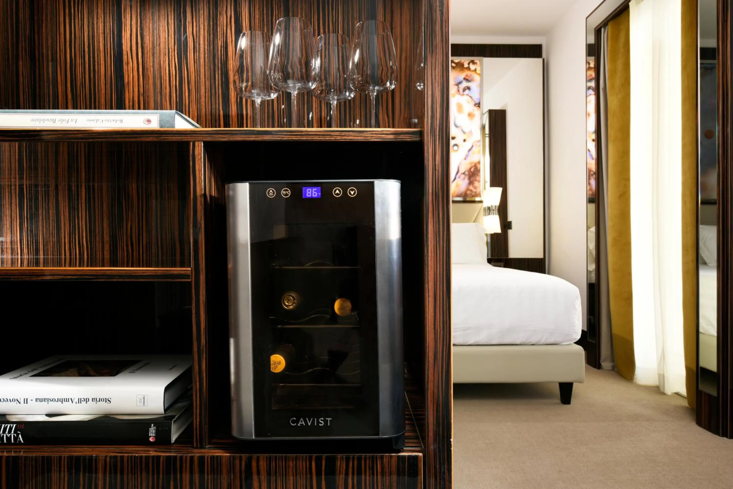 Bed in Le Boutique Hotel