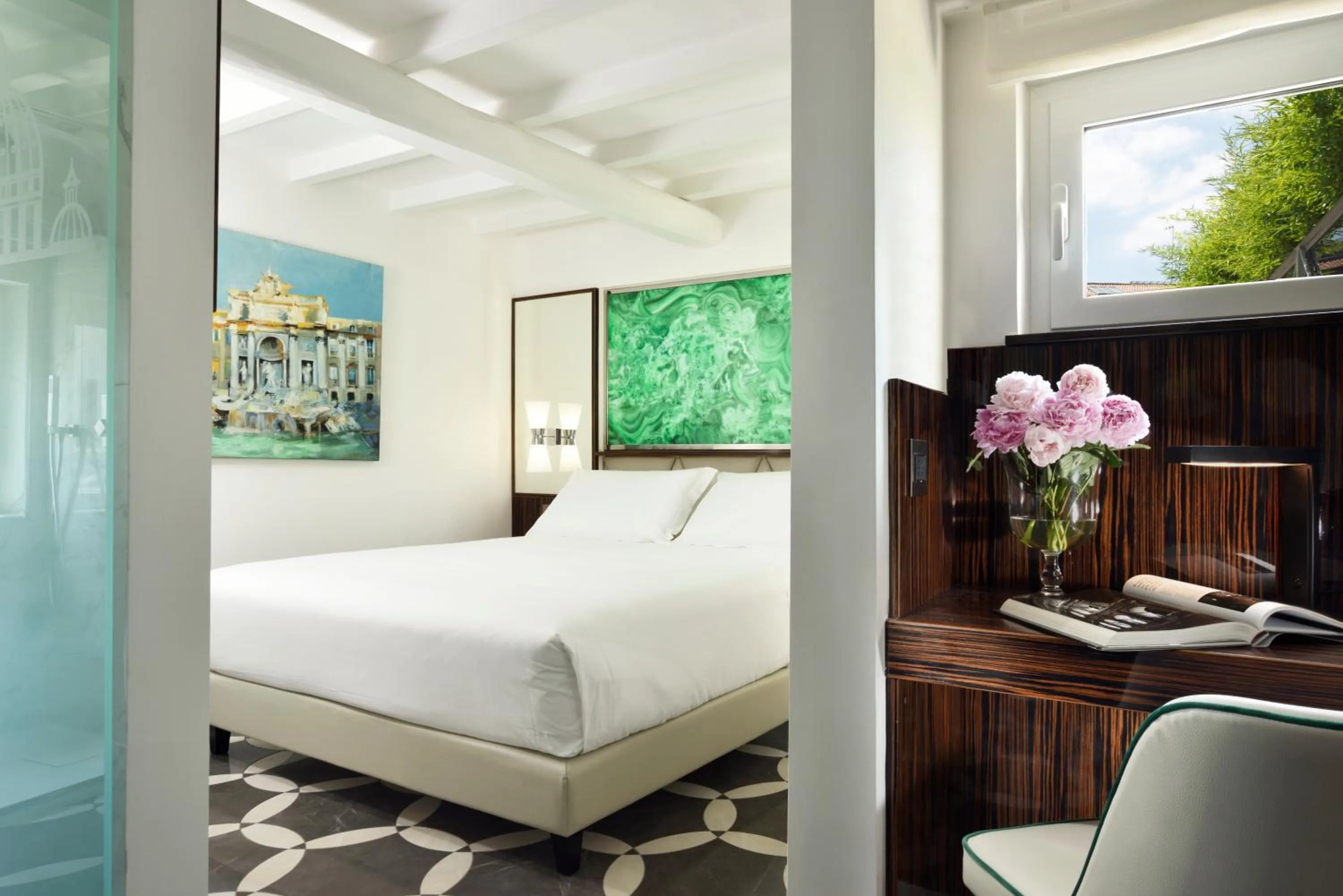 Bed in Le Boutique Hotel