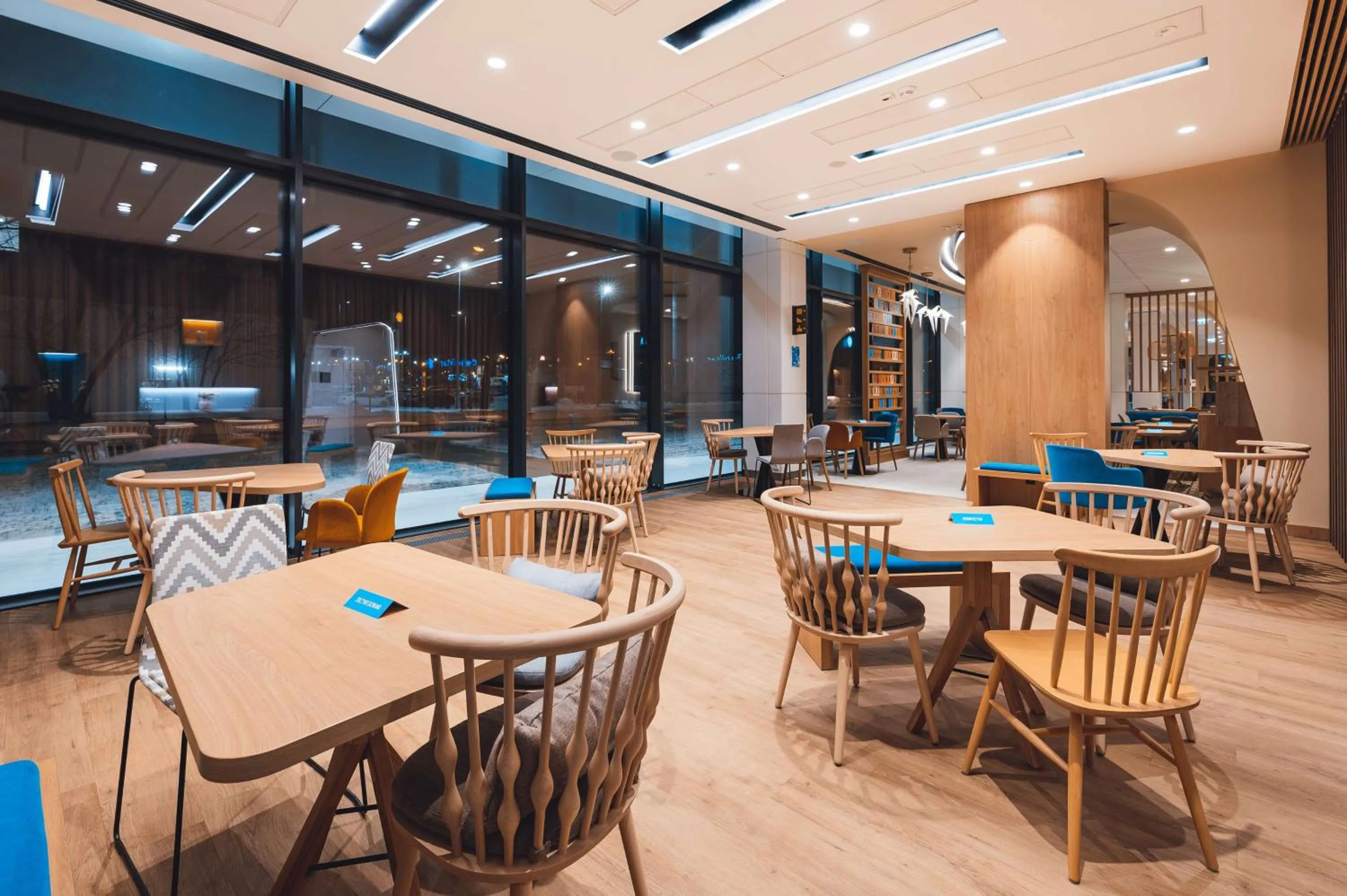 Restaurant/places to eat in Hampton By Hilton Warsaw Reduta