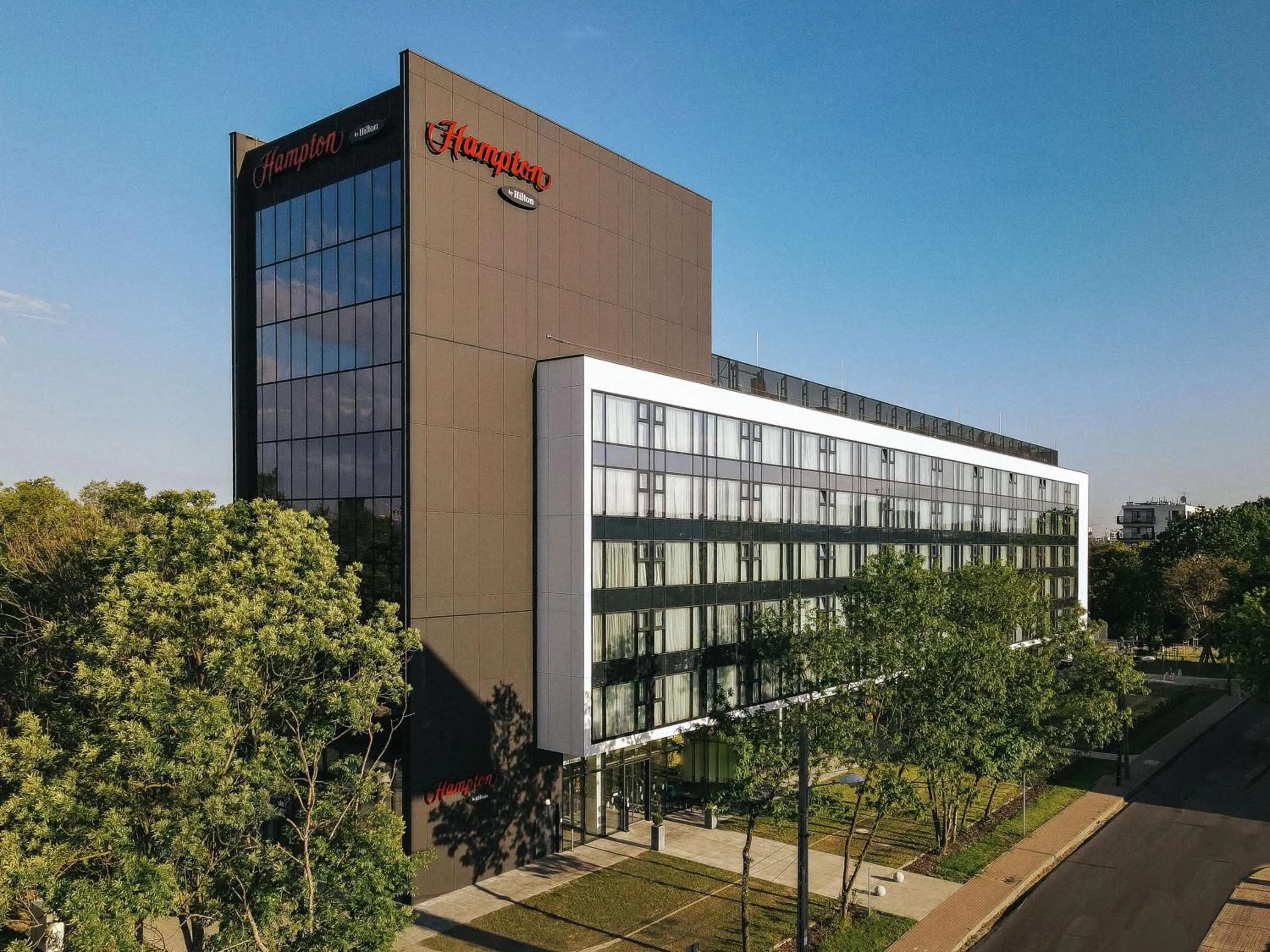Property building in Hampton By Hilton Warsaw Reduta