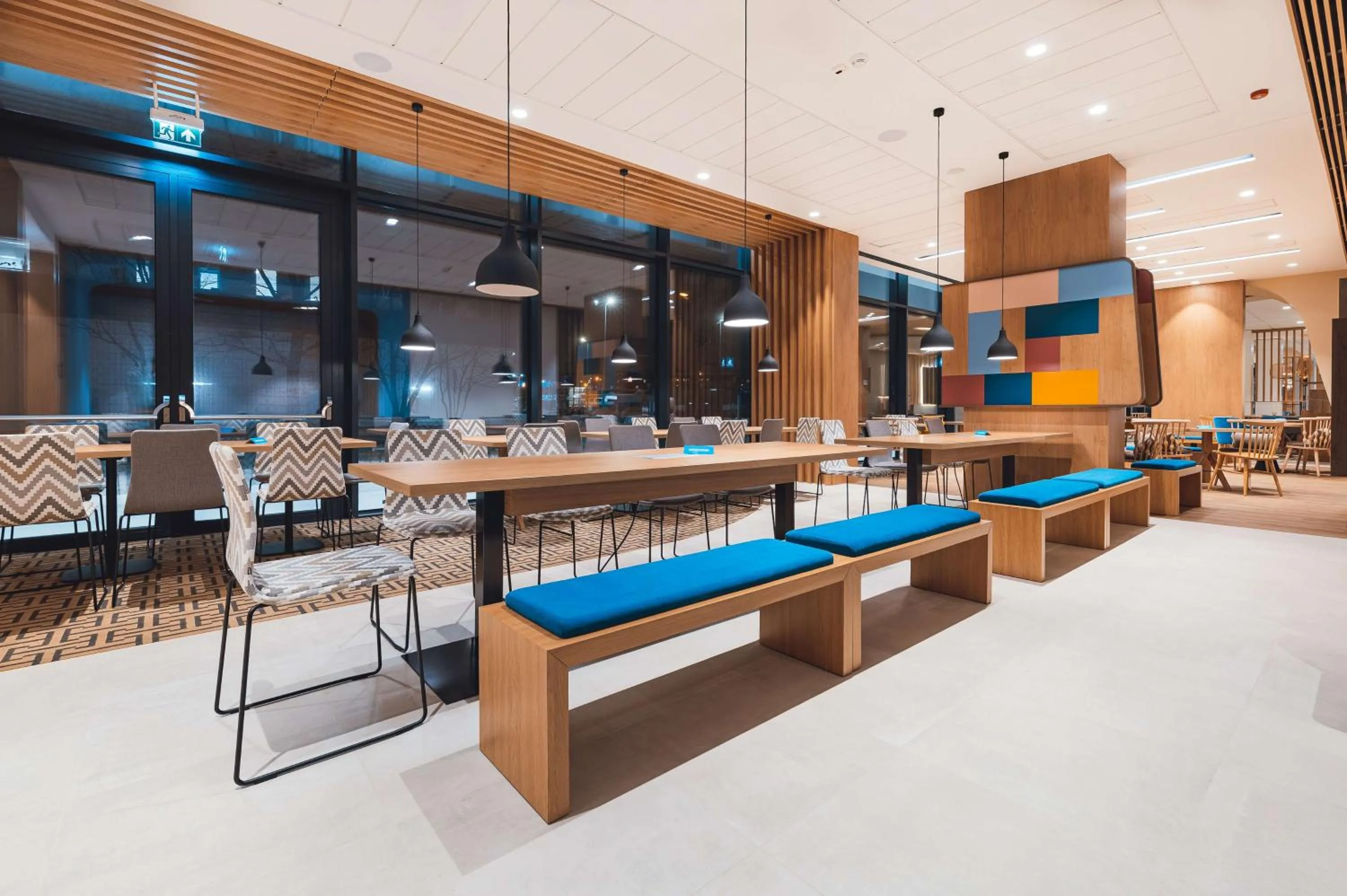 Restaurant/places to eat in Hampton By Hilton Warsaw Reduta