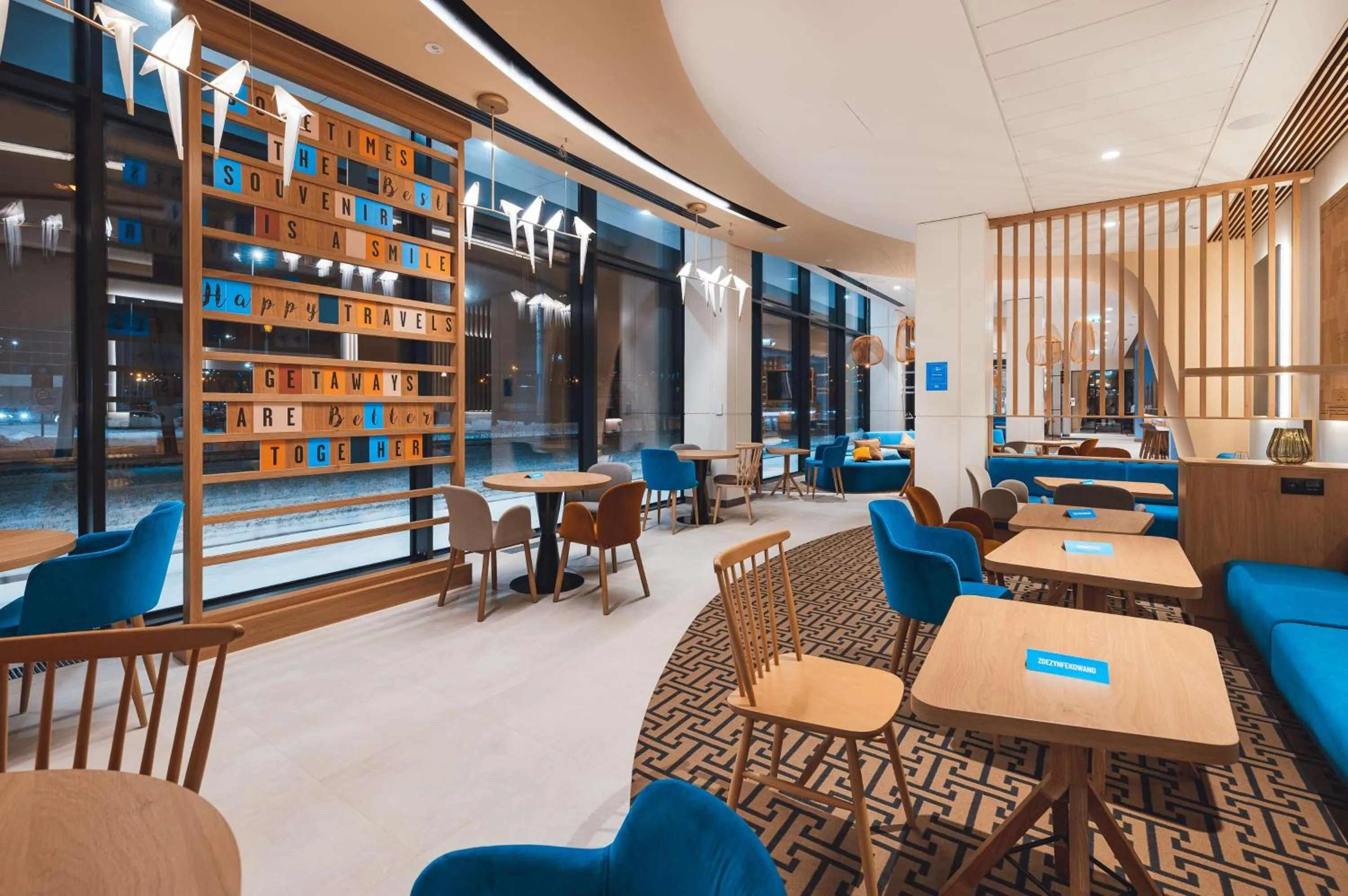 Dining area in Hampton By Hilton Warsaw Reduta