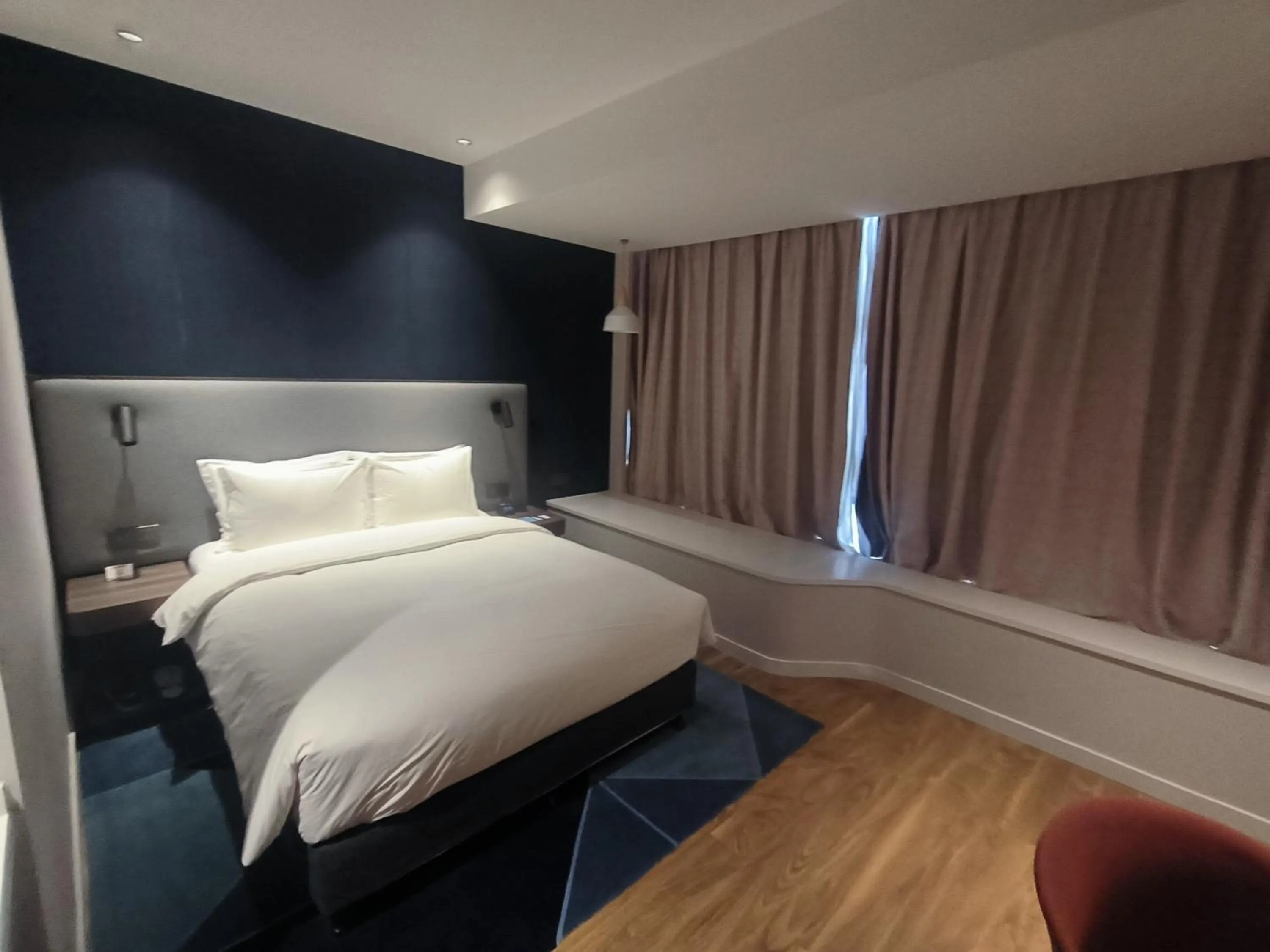 Bed in Holiday Inn Express Xi'an Intl Trade&Logistic Park by IHG