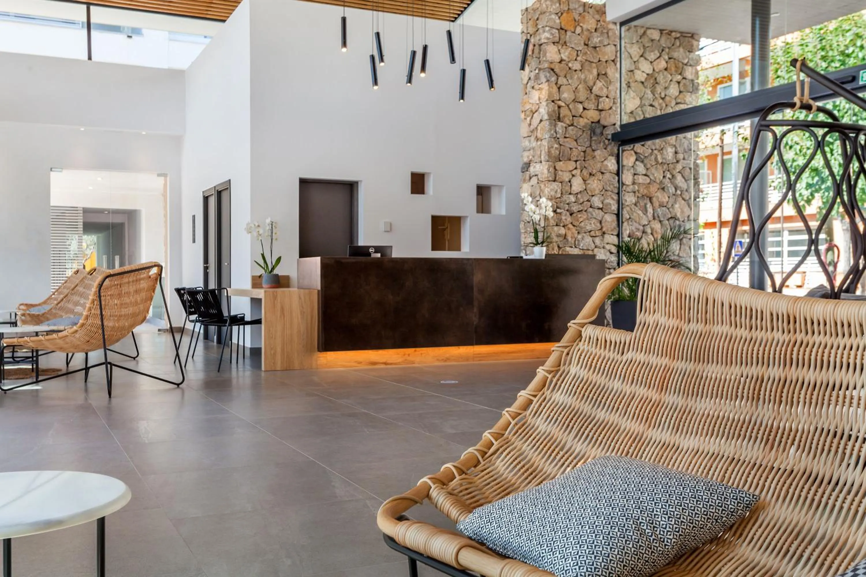 Lobby or reception in Hotel Morlans Suites - Adults Only