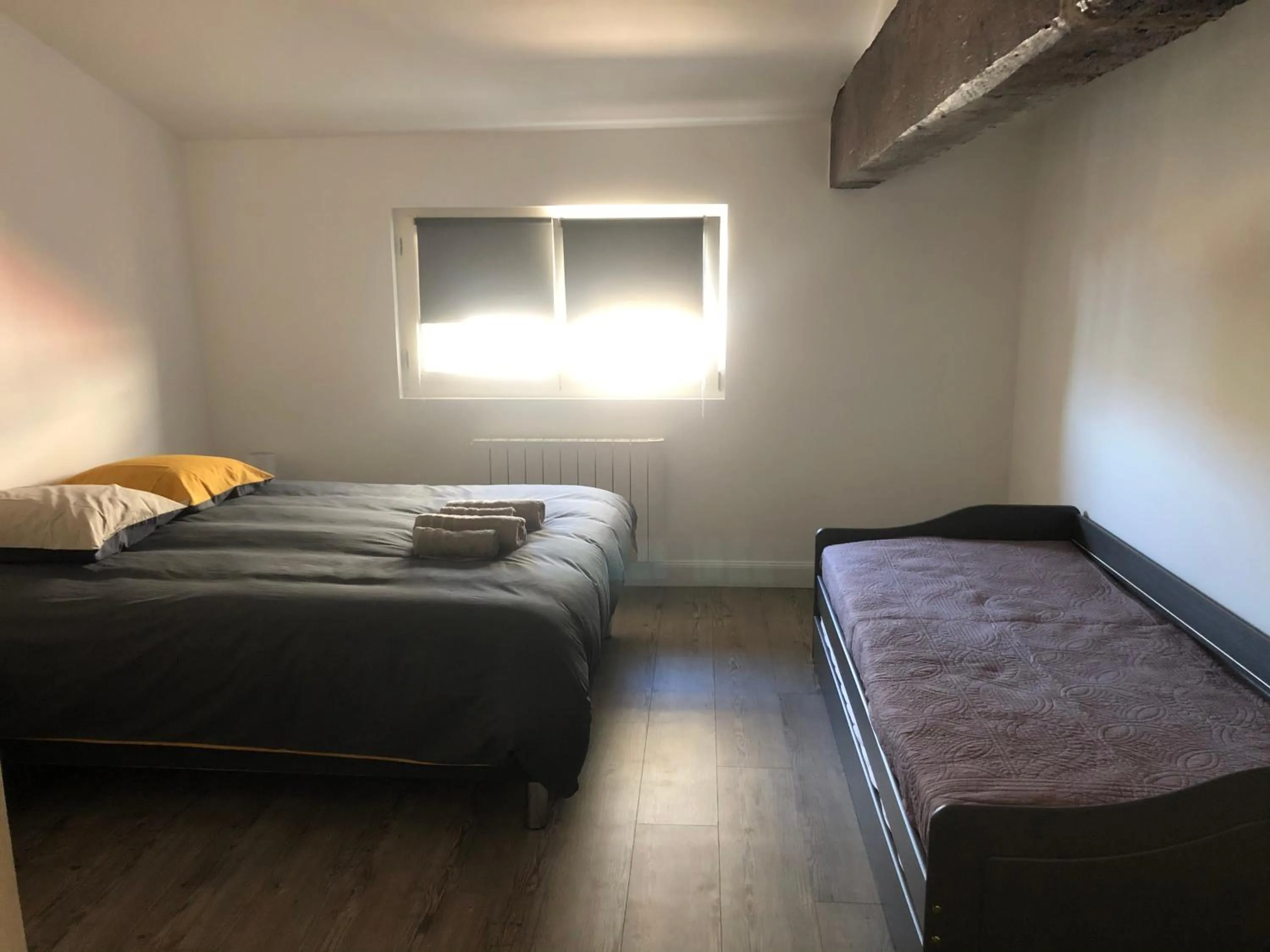 Bed in Chai paulette