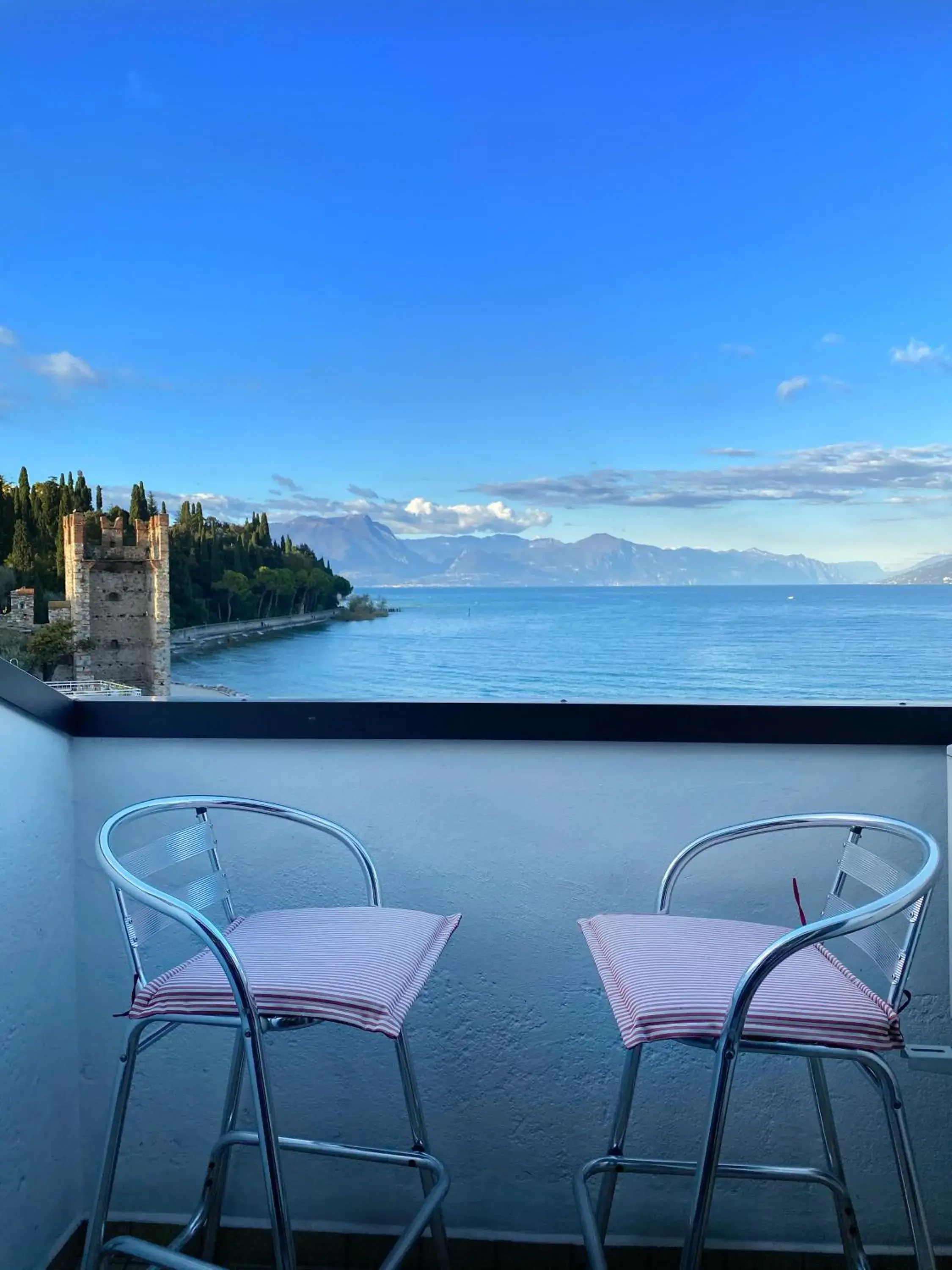 Double Room with Lake View - single occupancy in Hotel Grifone Double Room with Lake View - single occupancy in Hotel Grifone