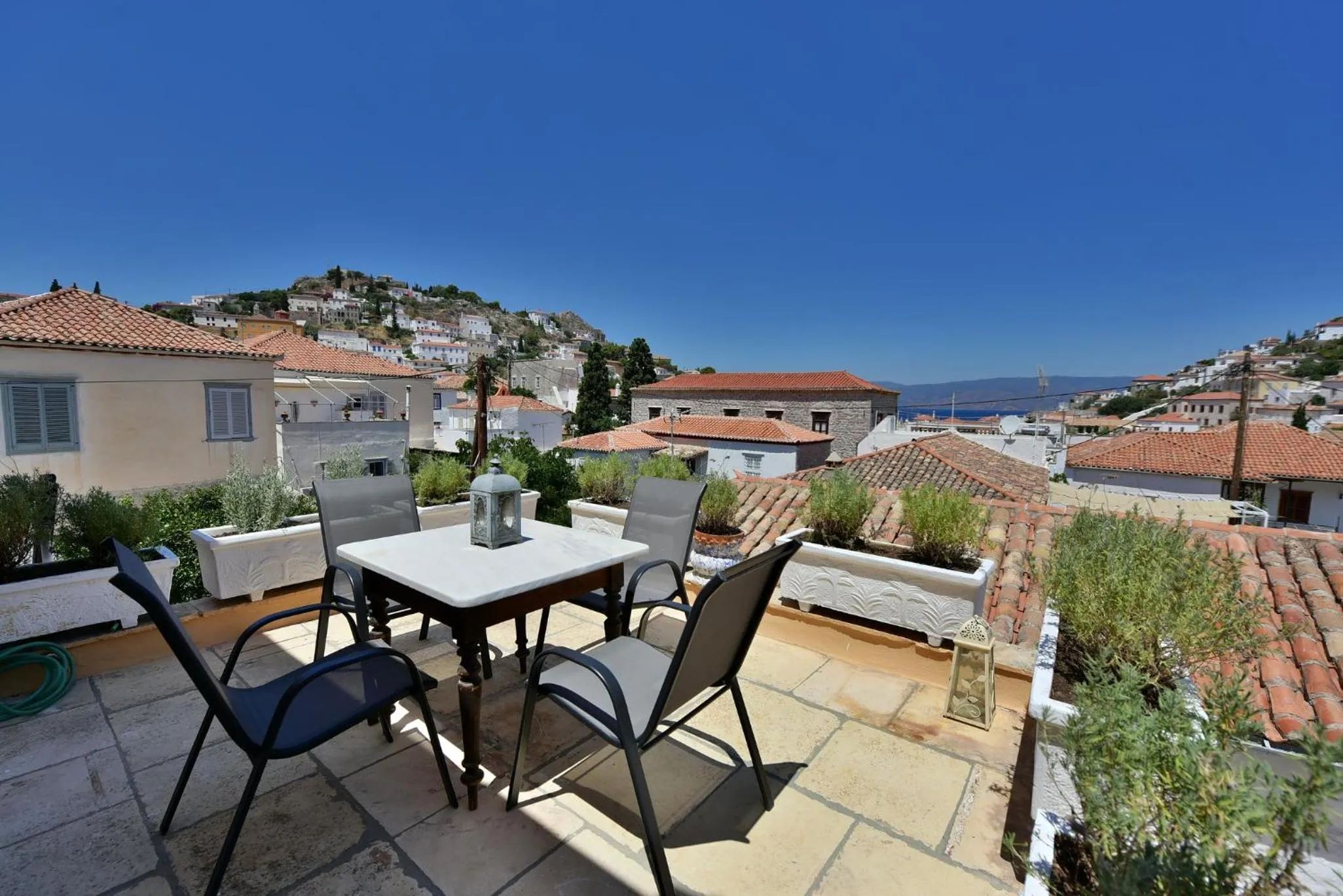 Balcony/Terrace in Hydra Art Suites