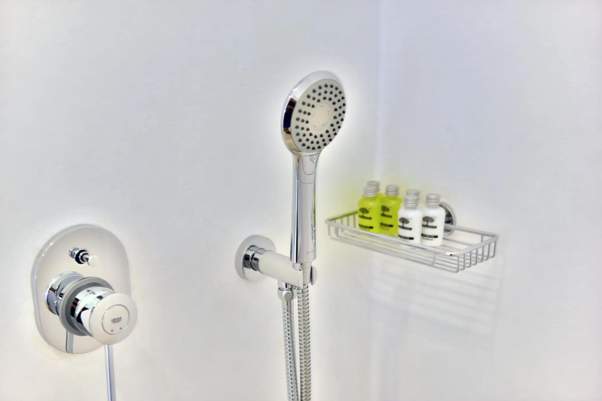 Bathroom in Hydra Art Suites