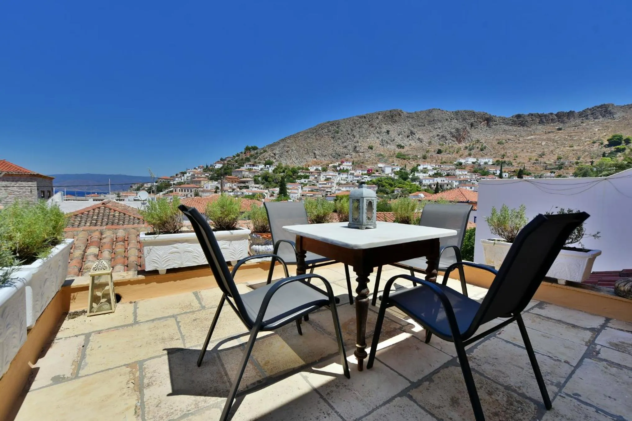 Balcony/Terrace in Hydra Art Suites