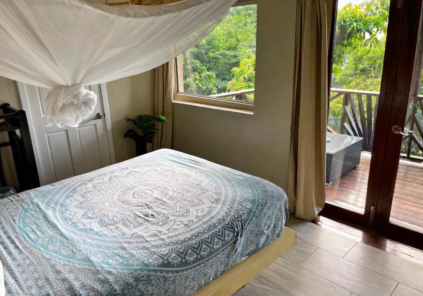 Bed in Green Fig Resort & Spa