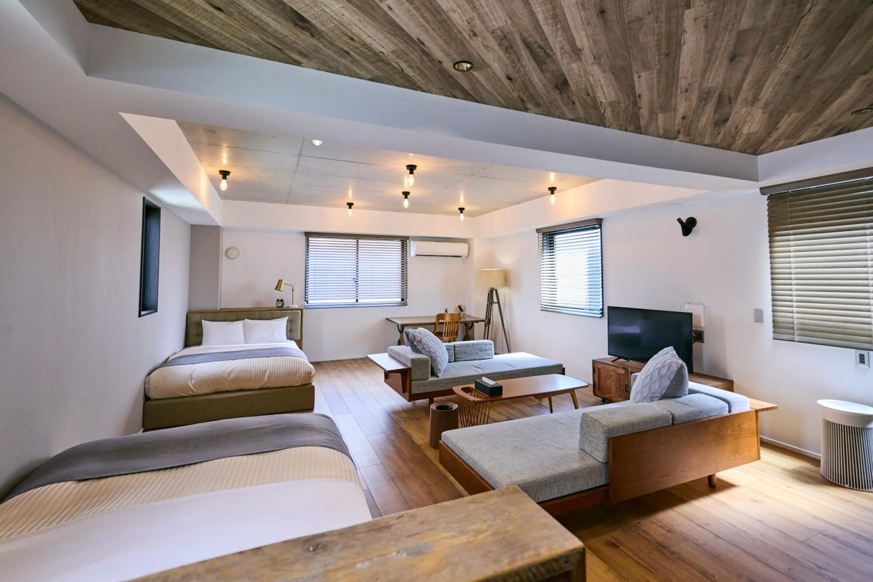 Photo of the whole room, Bed in Hotel Vintage Tokyo Kagurazaka