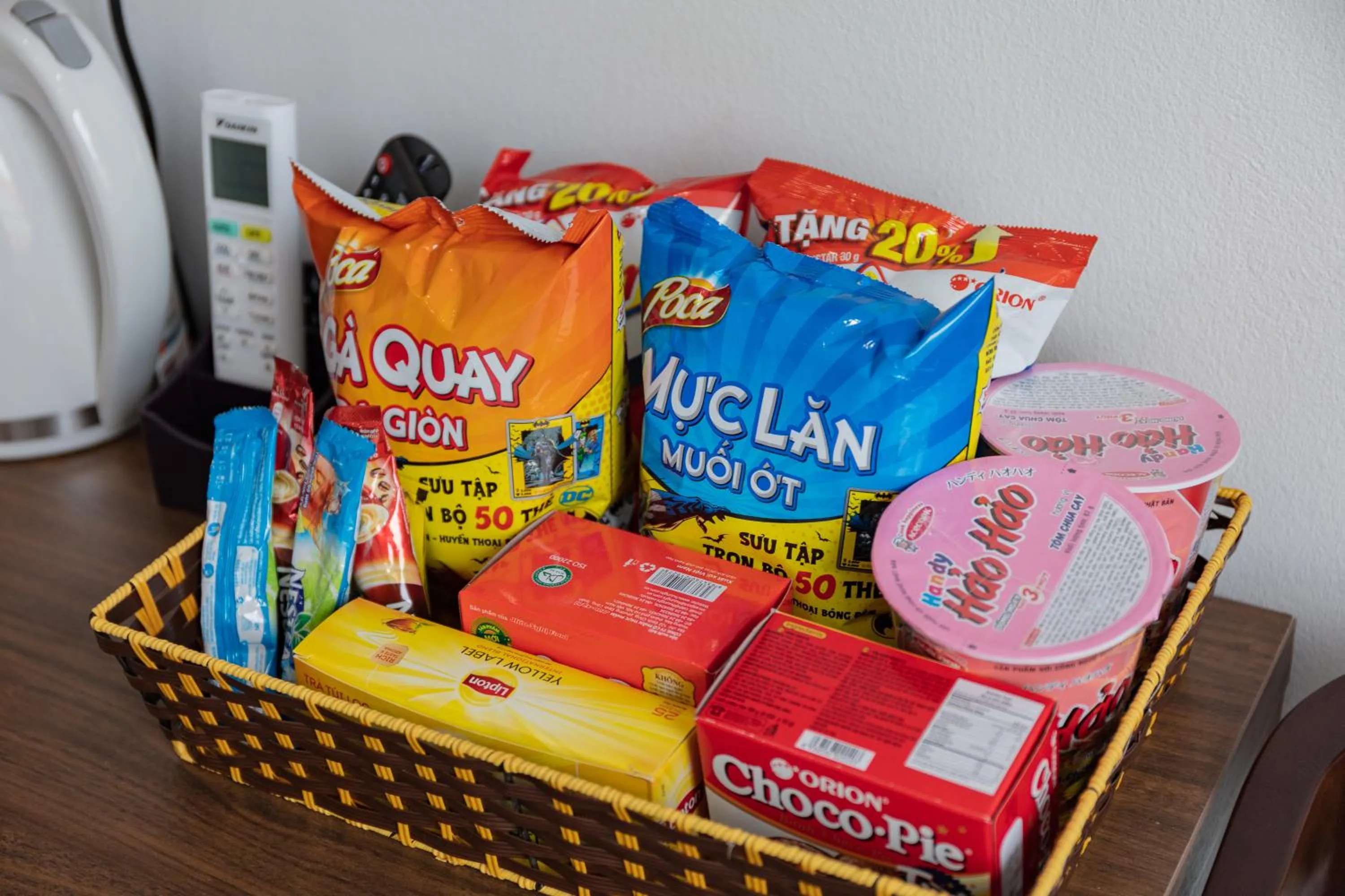 Food and drinks in Airport Classic Hotel & Travel