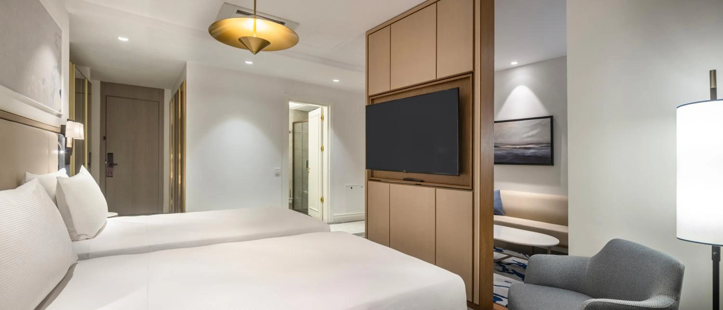 Bed in Hilton Mall Of Istanbul