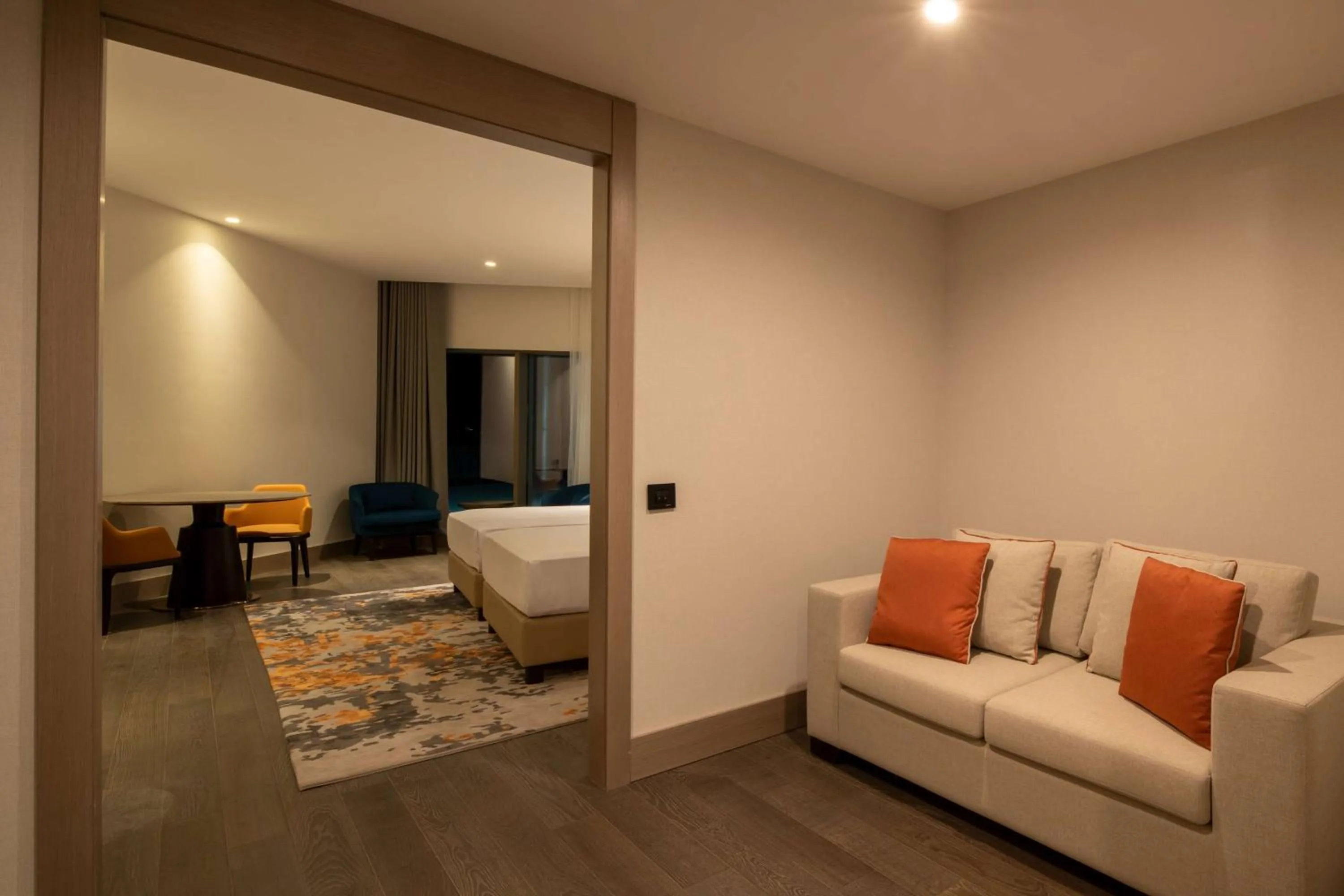 Living room, Bed in Hilton Mall Of Istanbul