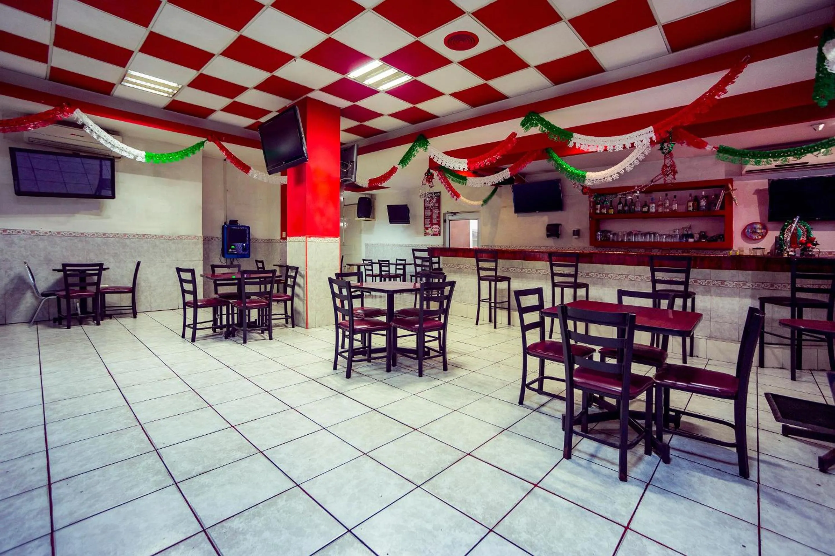 Lounge or bar in Capital O Hotel Diro, Monterrey