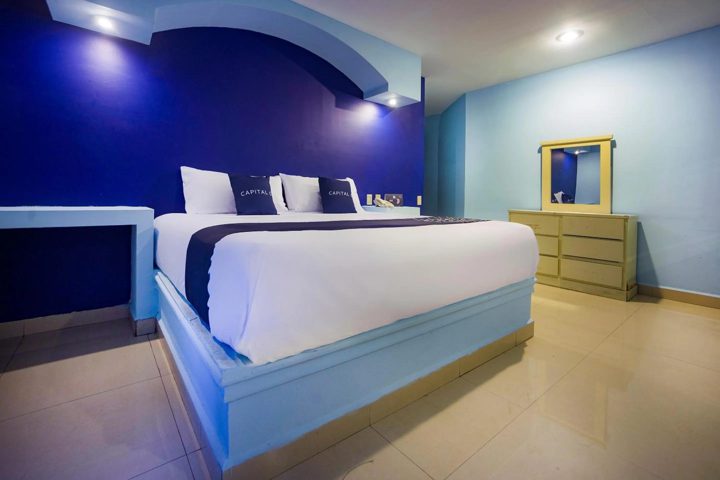 Bedroom, Bed in Capital O Hotel Diro, Monterrey