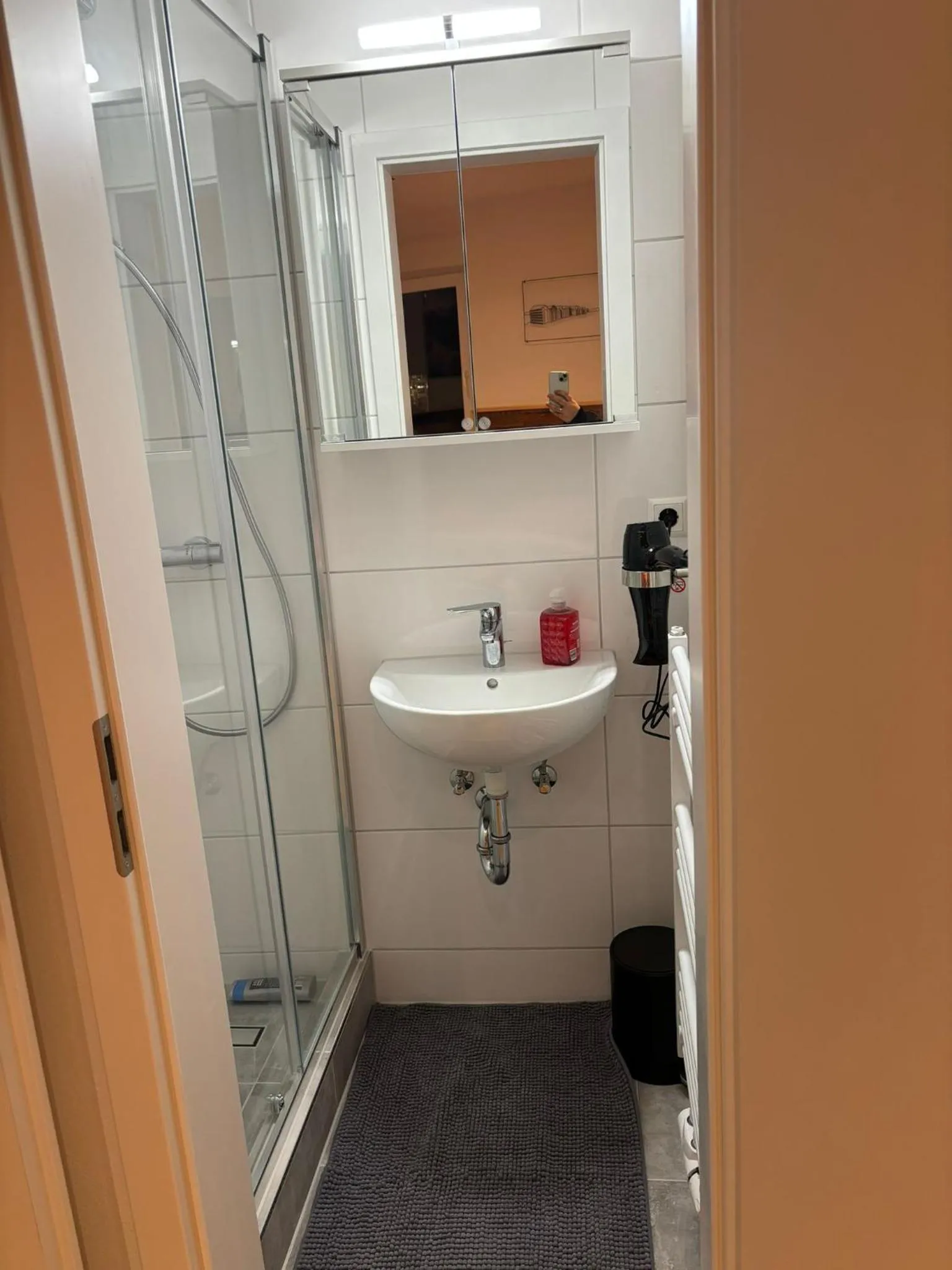 Shower in Hotel Waldhorn