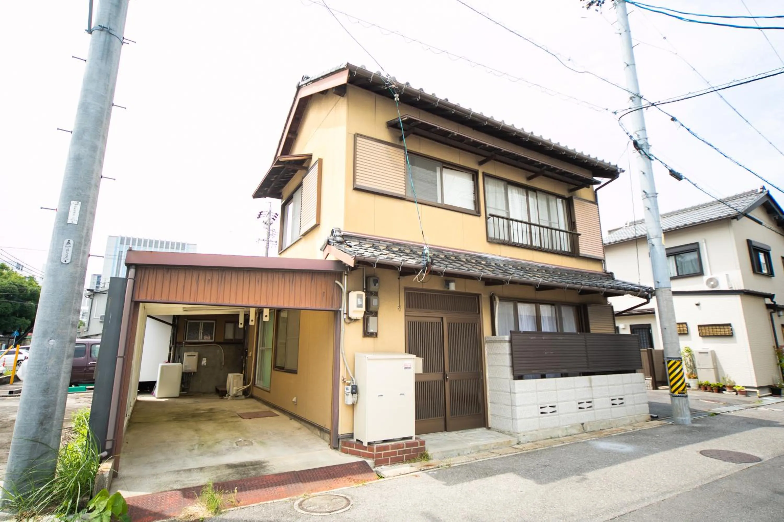 Facade/entrance in Yokkaichi Nishishinchi Hotel