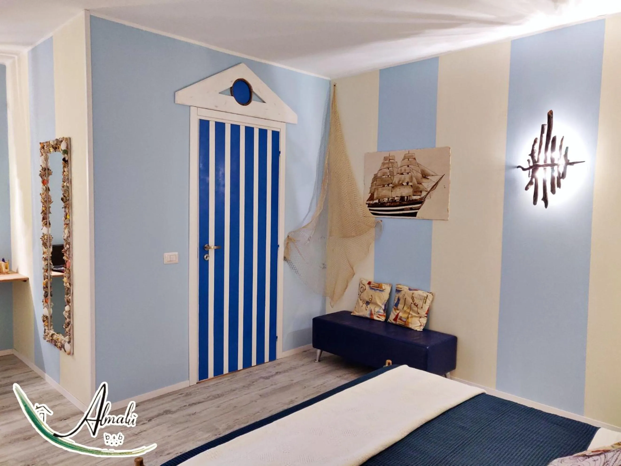 Photo of the whole room in B & B Almalù