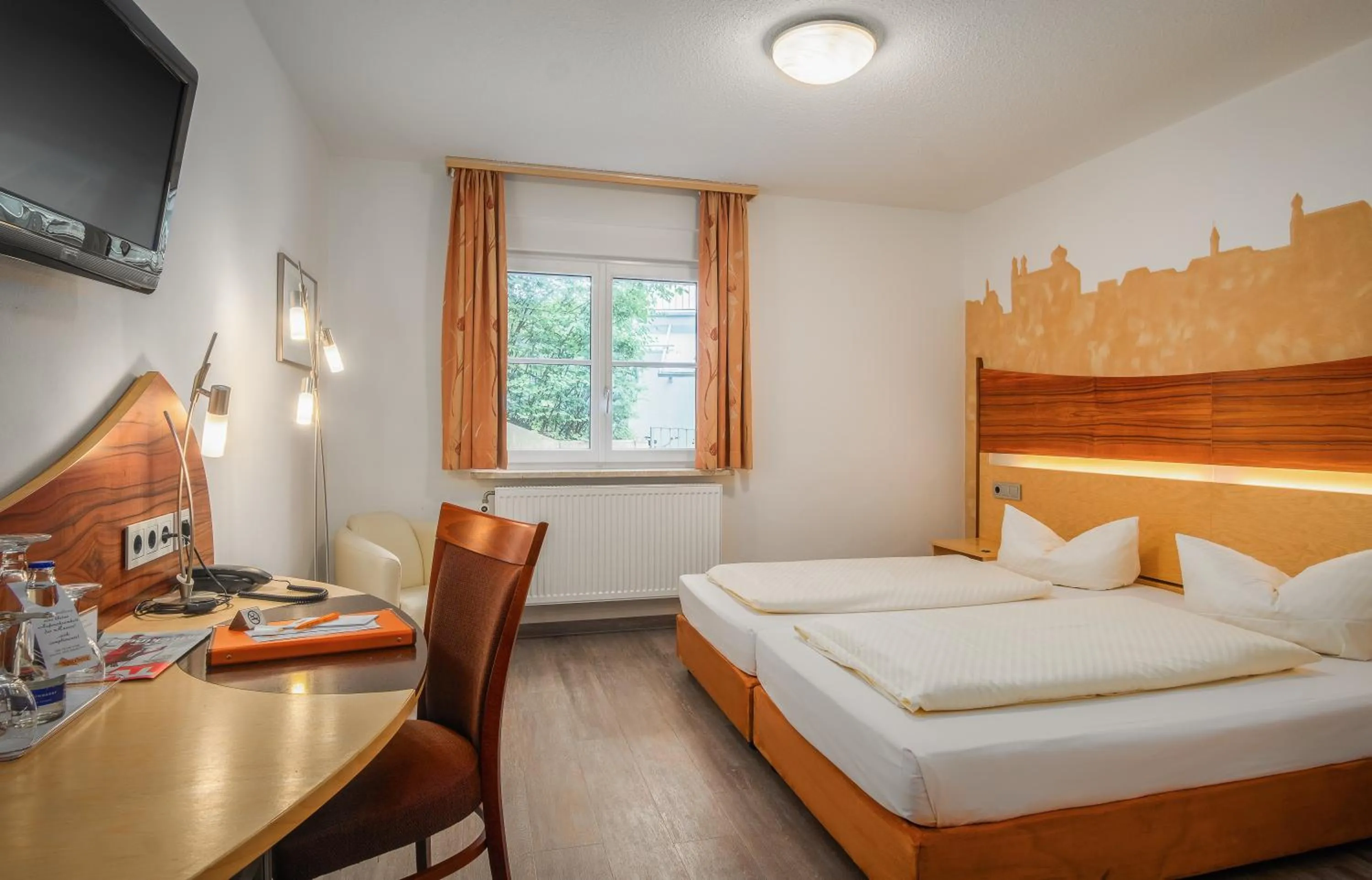 Bed in Hotel Spitzberg Garni