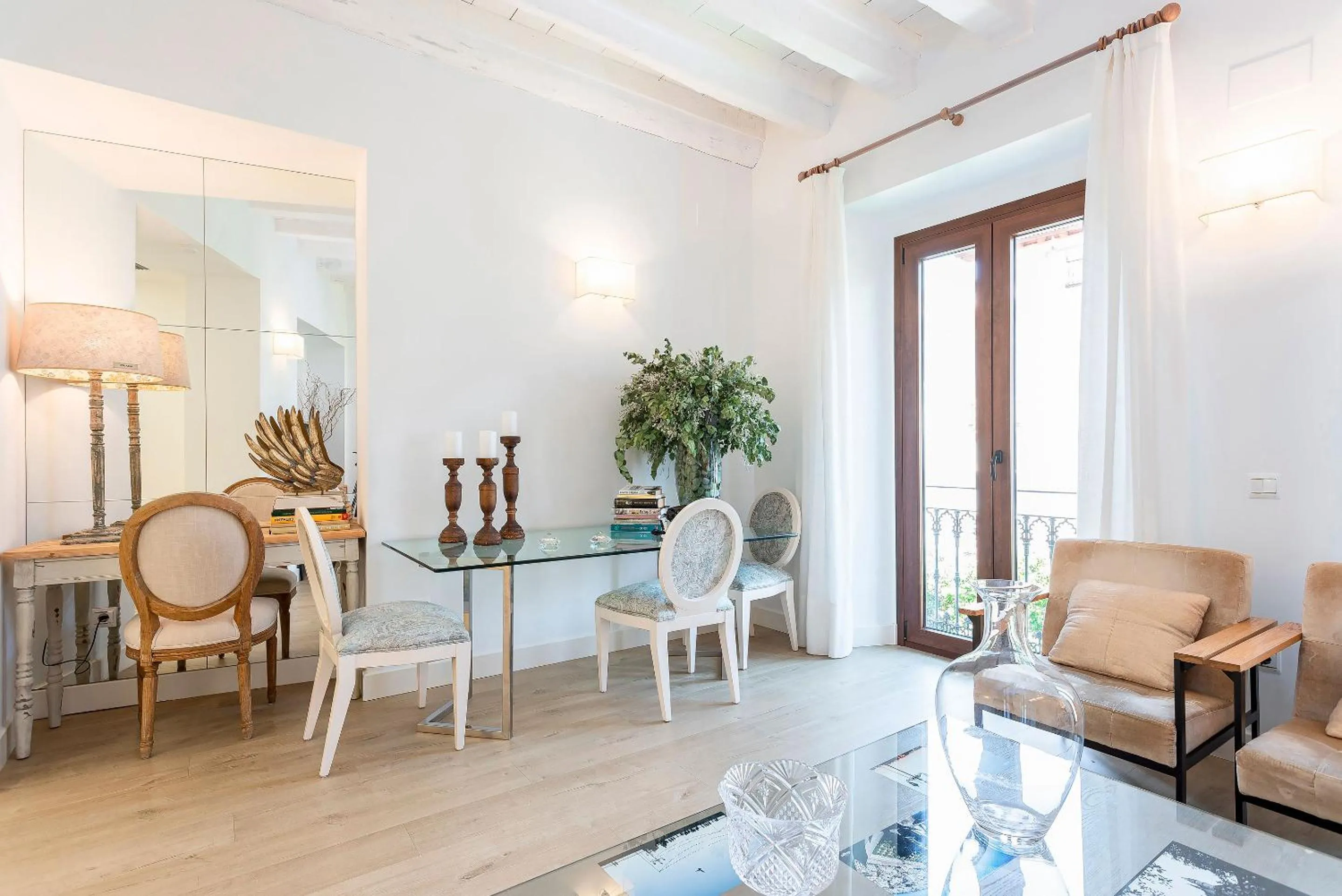 Genteel Home Julio César