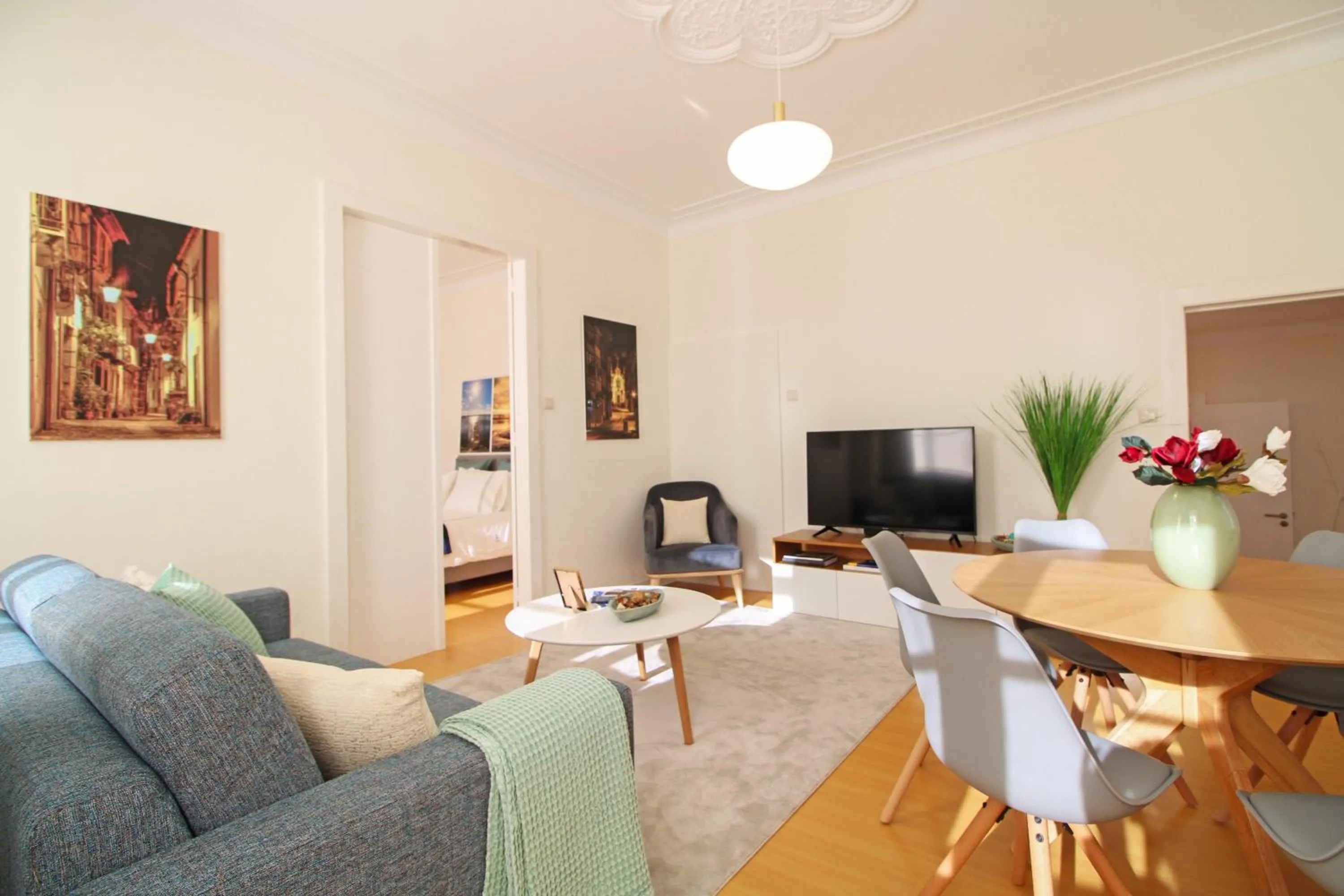 TV and multimedia in O Beco - Apartment in the Heart of the City of Viana do Castelo