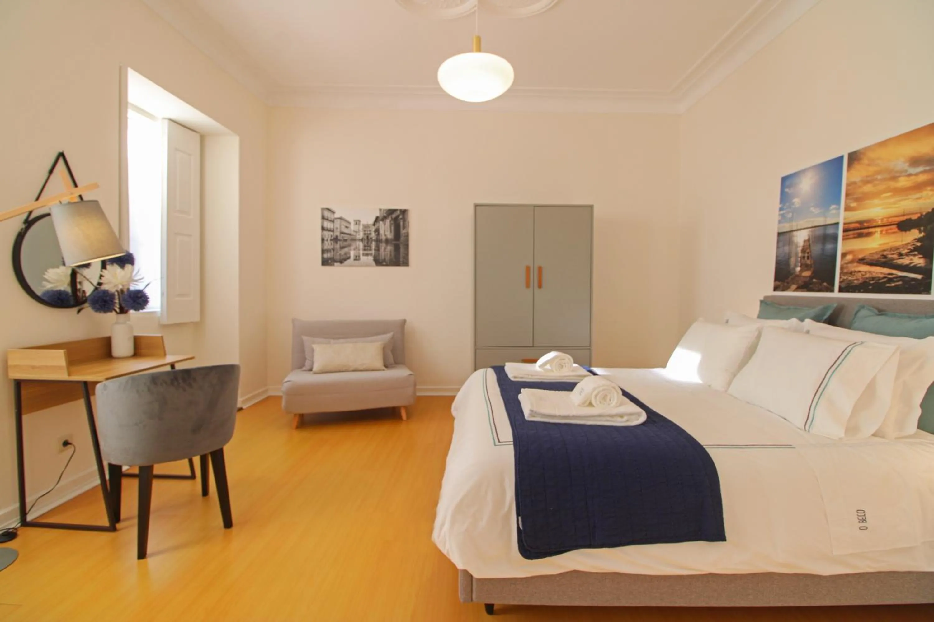 Bedroom, Bed in O Beco - Apartment in the Heart of the City of Viana do Castelo