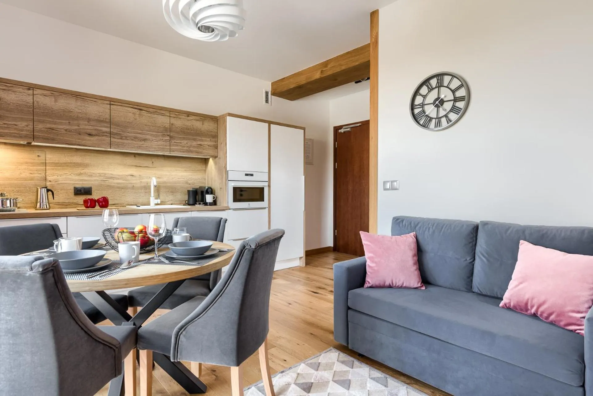 Communal lounge/ TV room in Tatra Resort & SPA