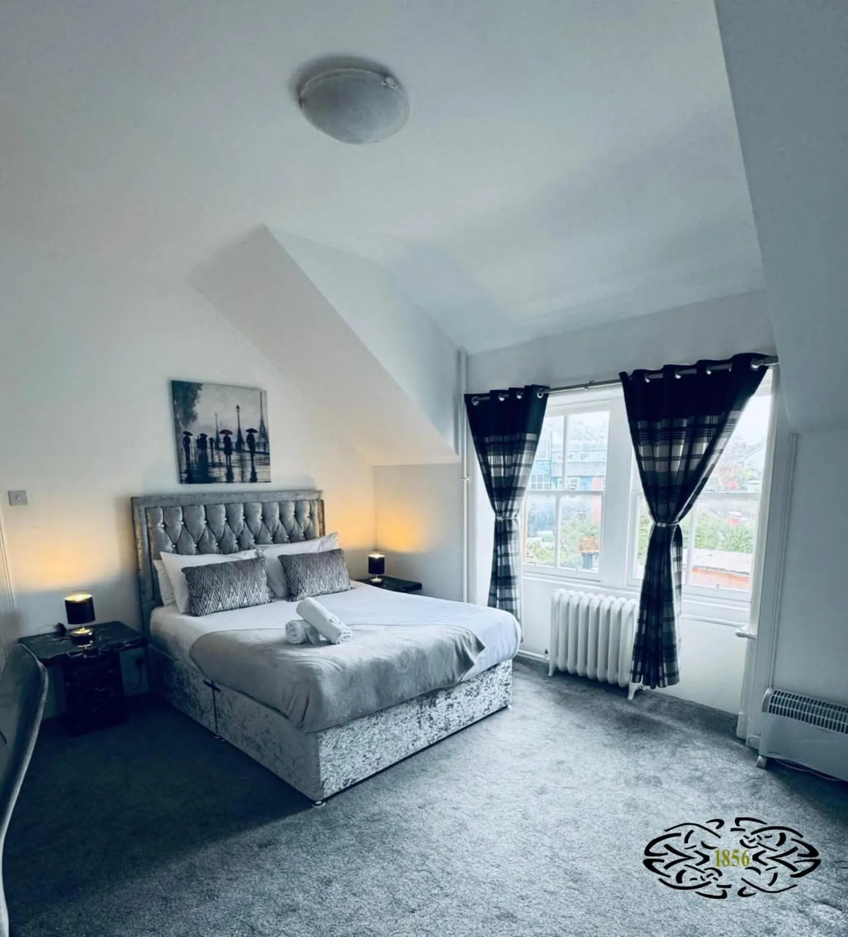 Bed in Royal Marine Hotel Dunoon