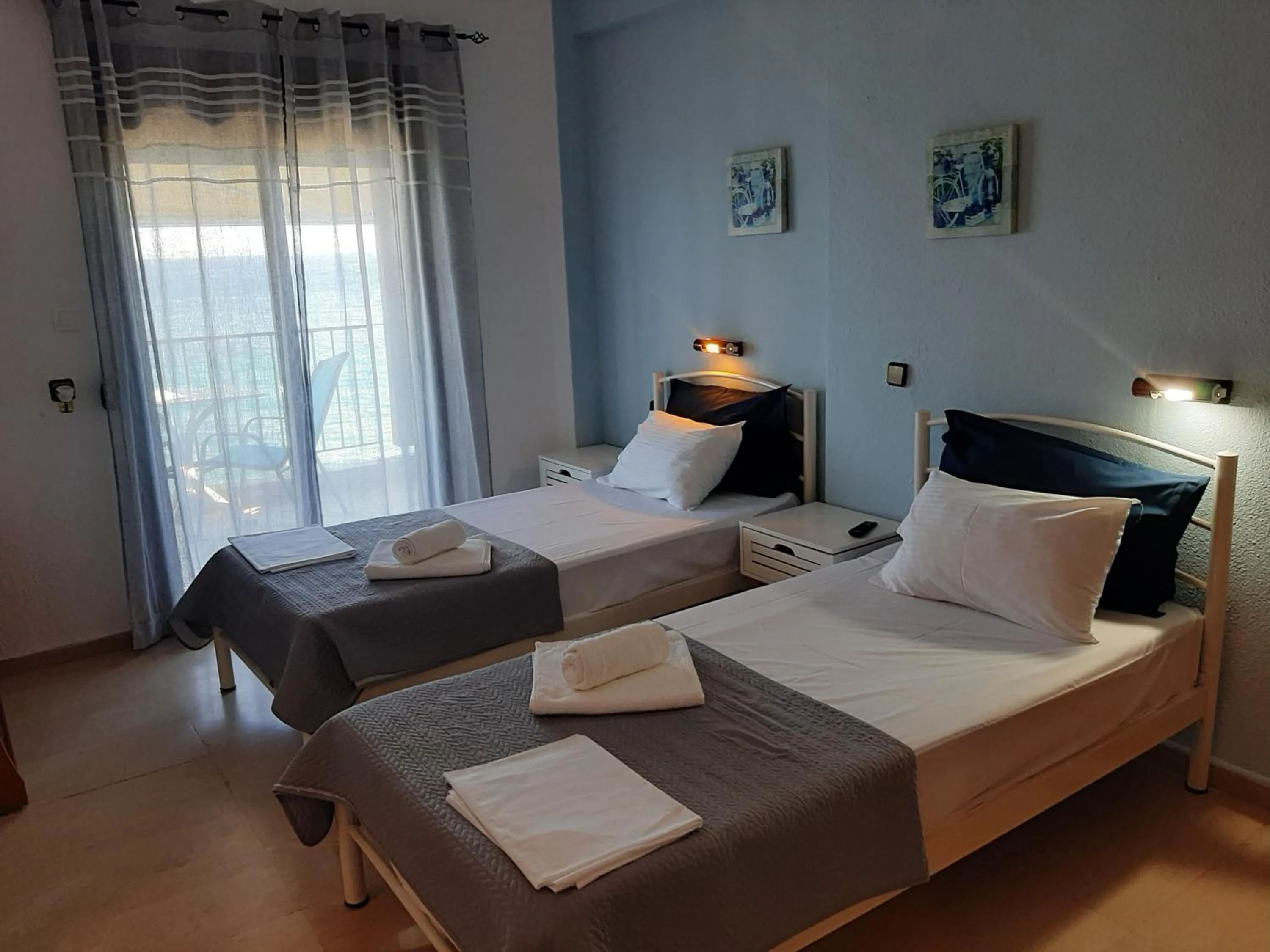 Alexiadis Apartments