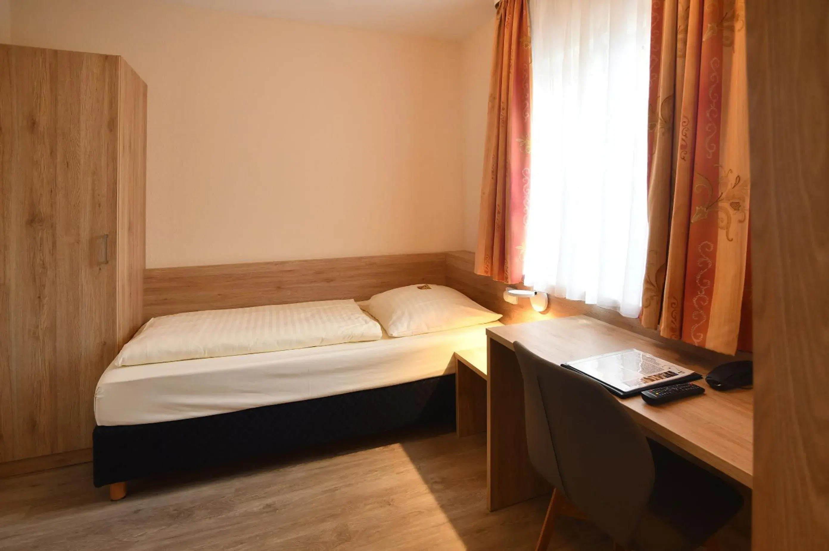 Comfort Single Room in Römerhof Comfort Single Room in Römerhof