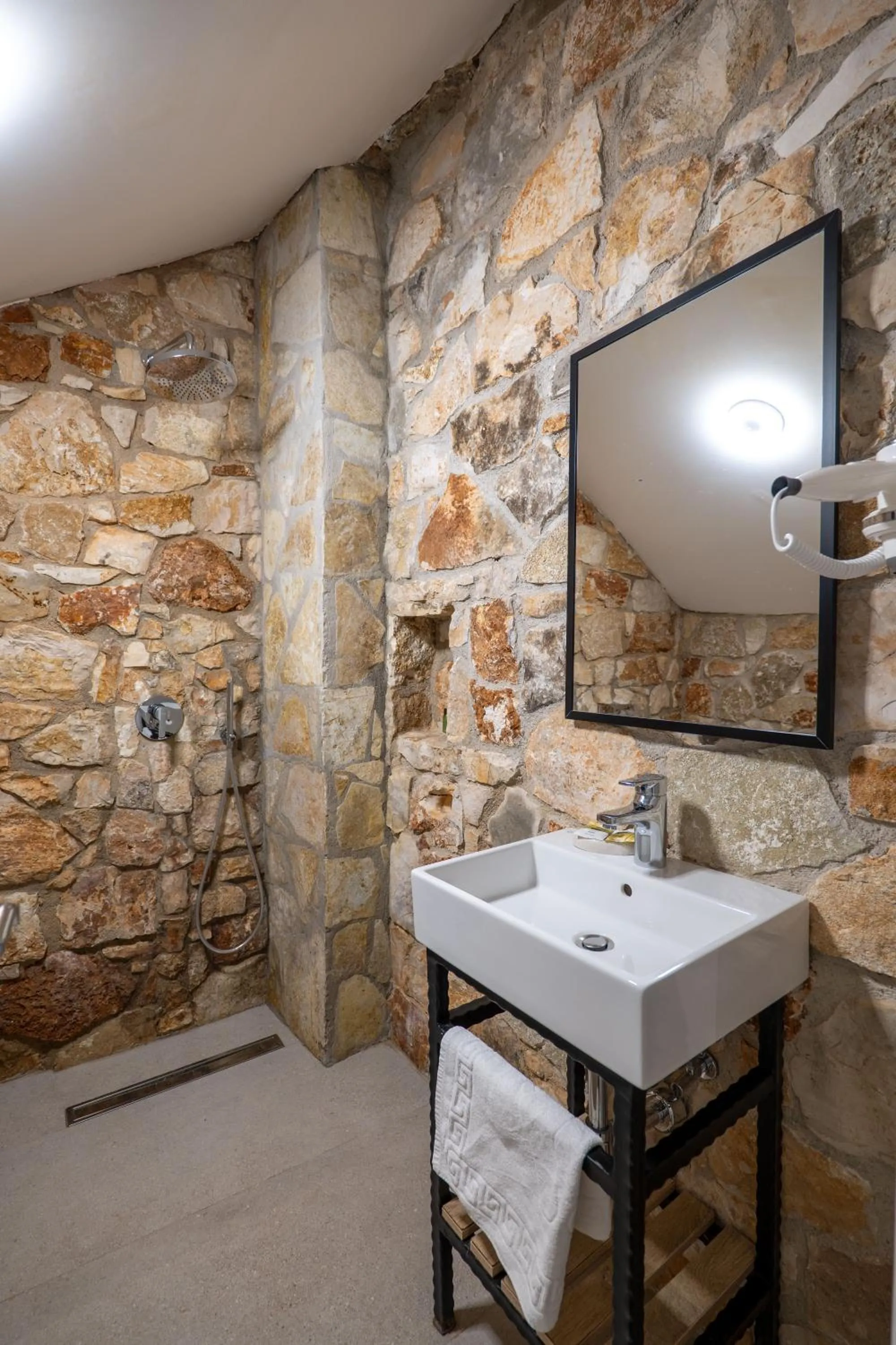 Bathroom in Art Hotel