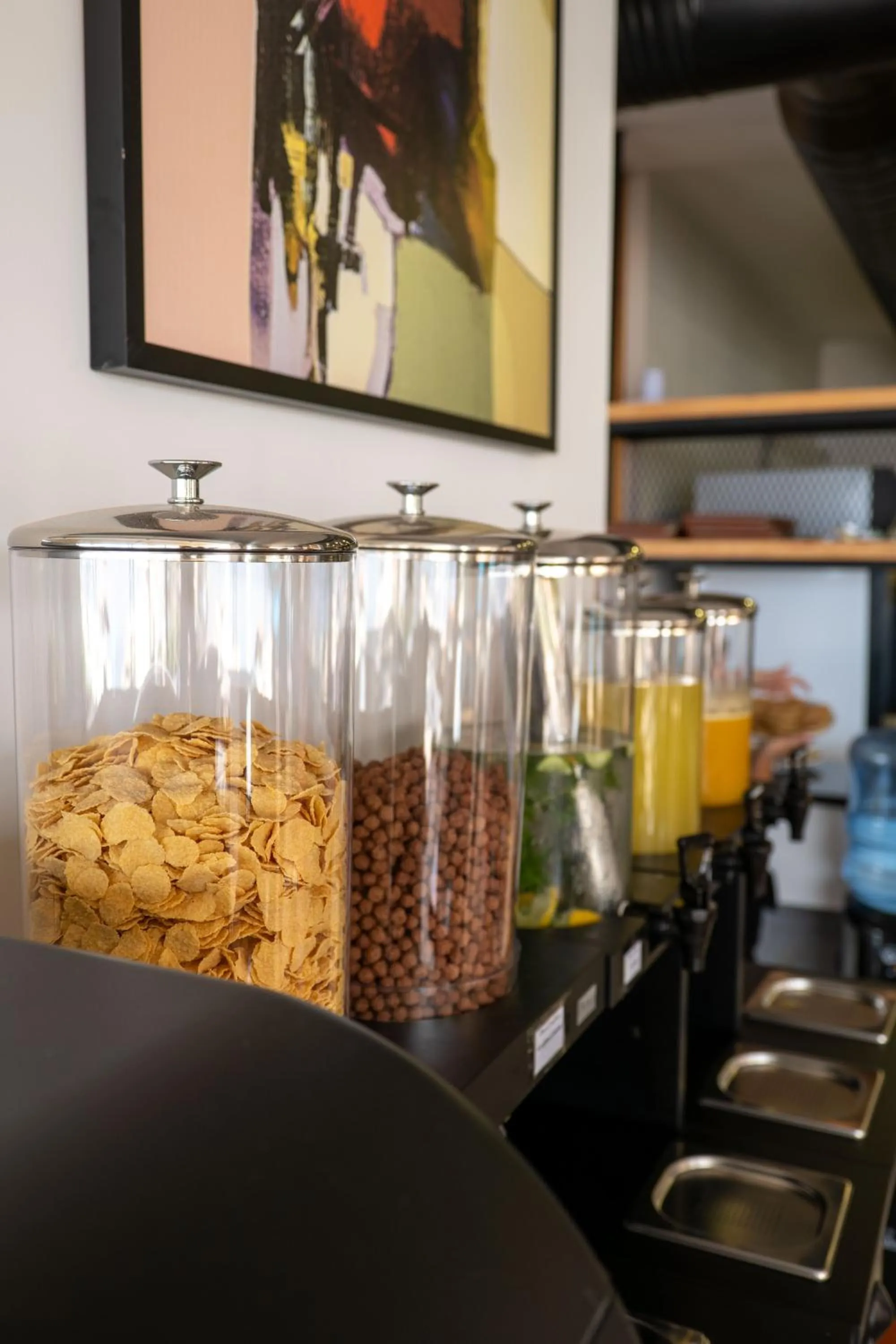 Buffet breakfast in Art Hotel