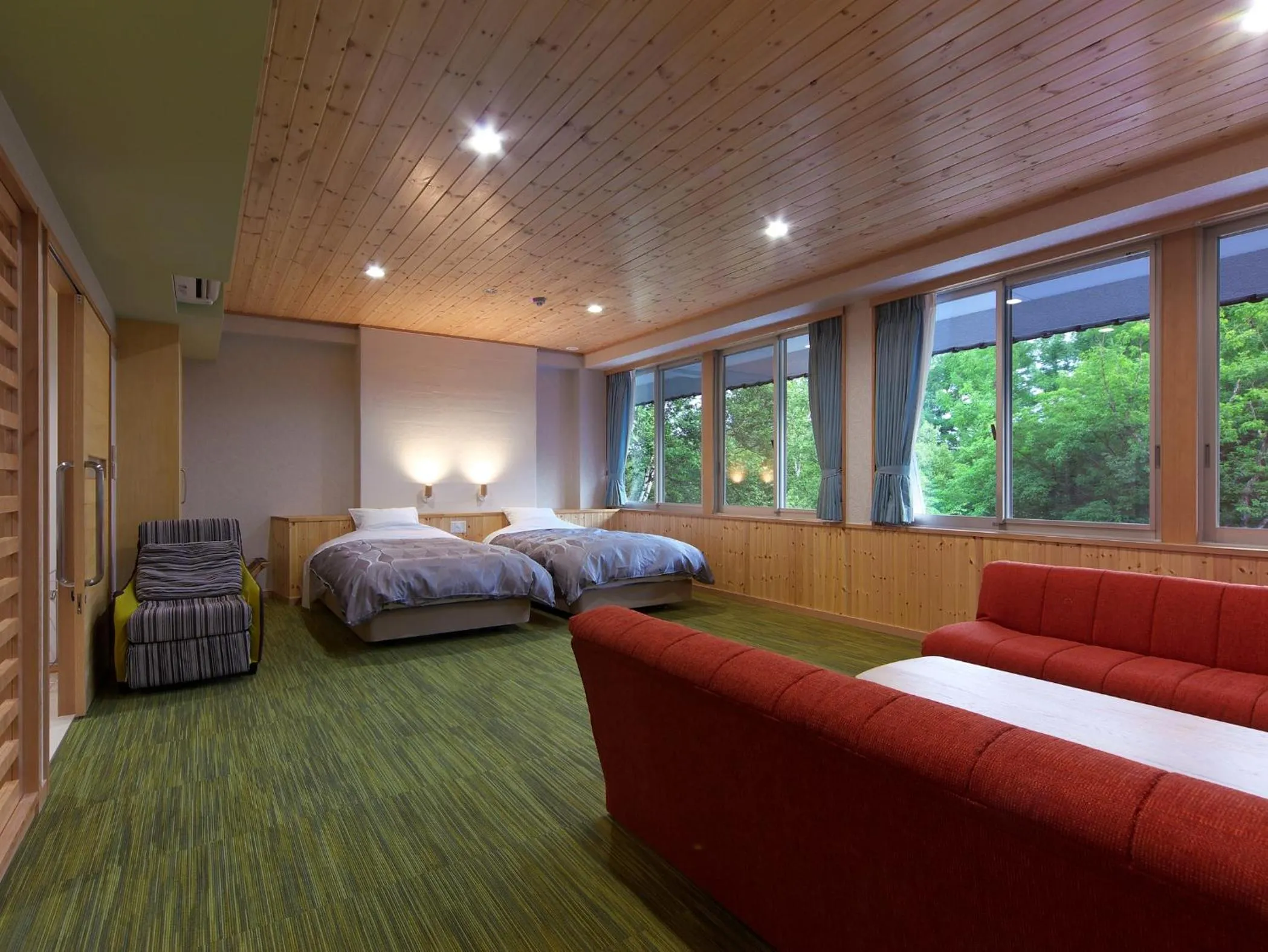 Photo of the whole room, Bed in Kusatsu Skyland Hotel