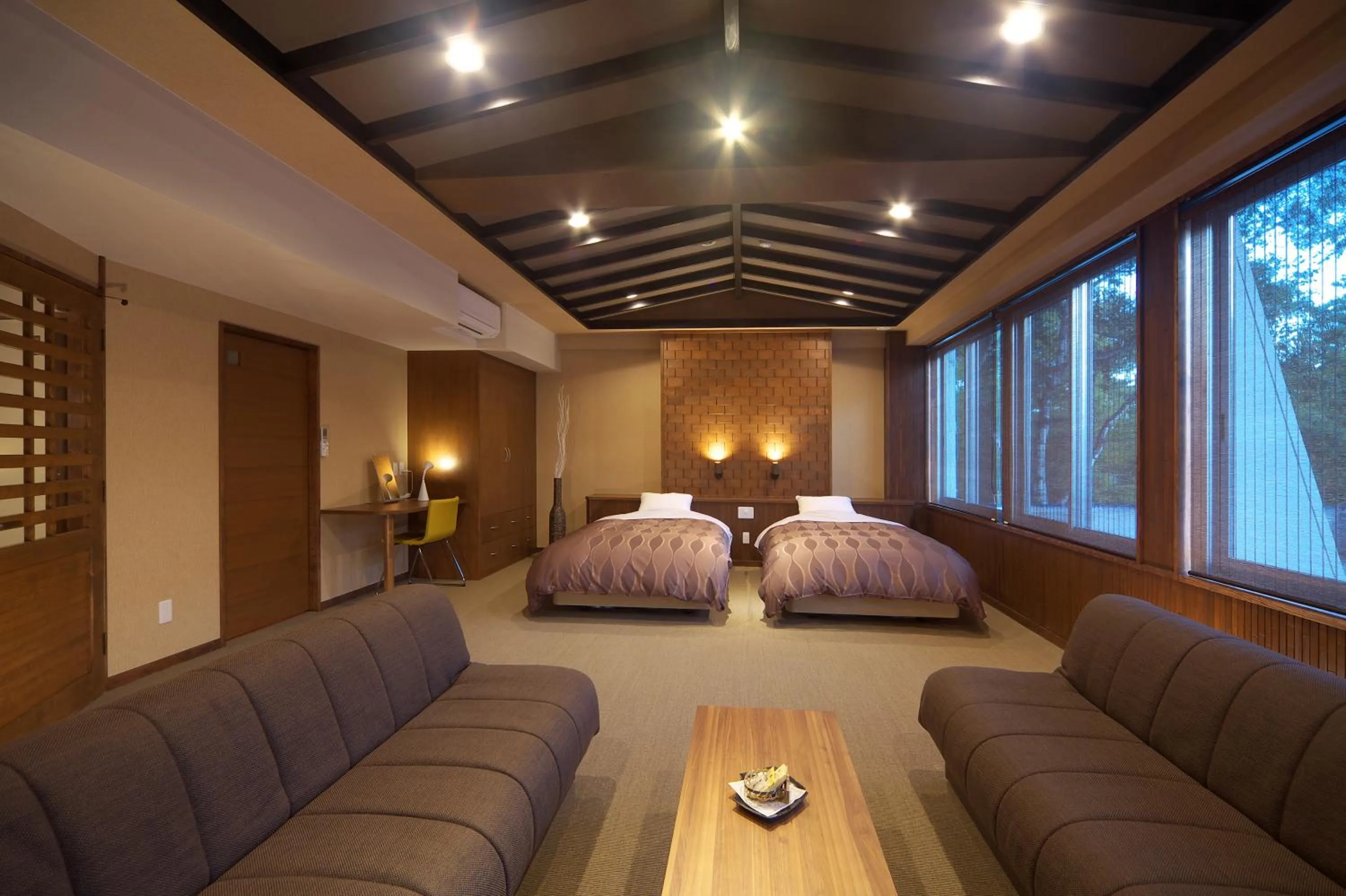 Photo of the whole room, Bed in Kusatsu Skyland Hotel