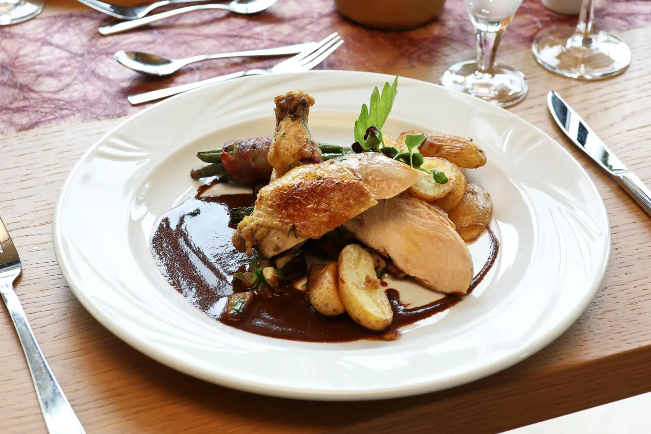 Restaurant/places to eat in Spa Hotel Amsee